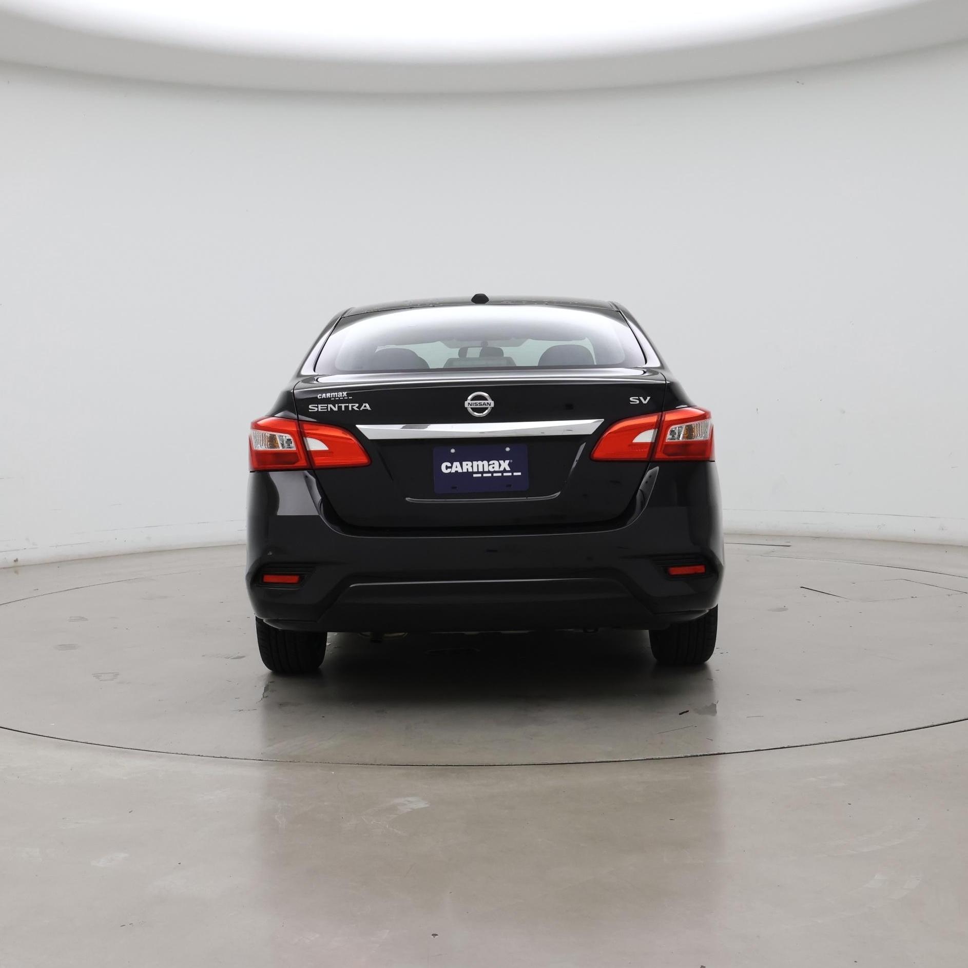 Thumbnail: 2017 Nissan Sentra - 6