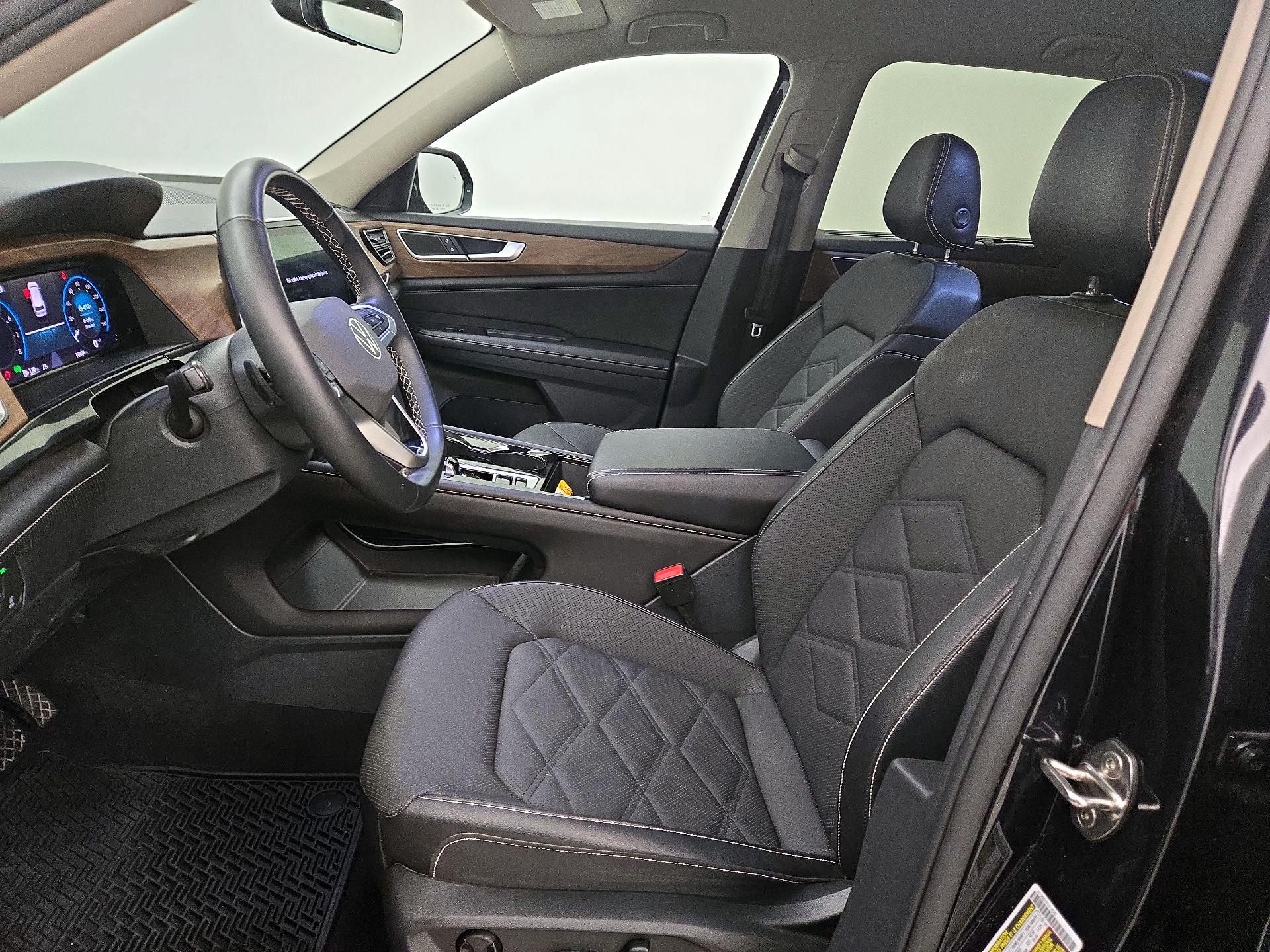 Thumbnail: 2024 Volkswagen Atlas - 11