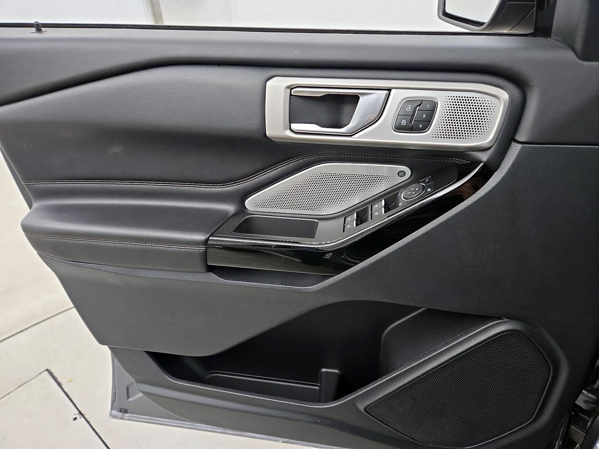 Thumbnail: 2021 Ford Explorer - 12