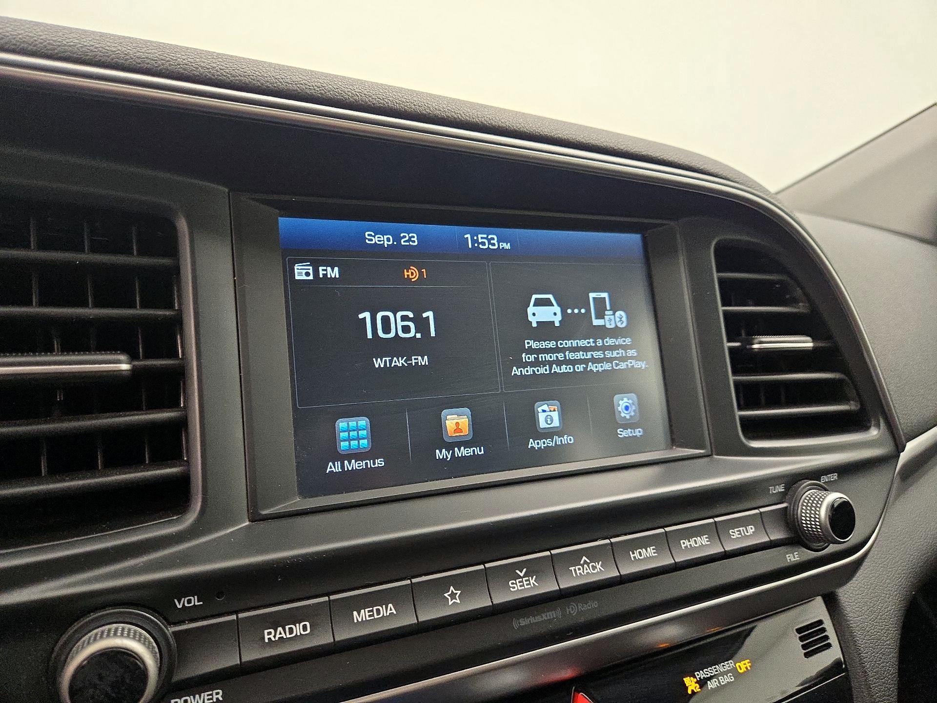 Thumbnail: 2020 Hyundai Elantra - 15