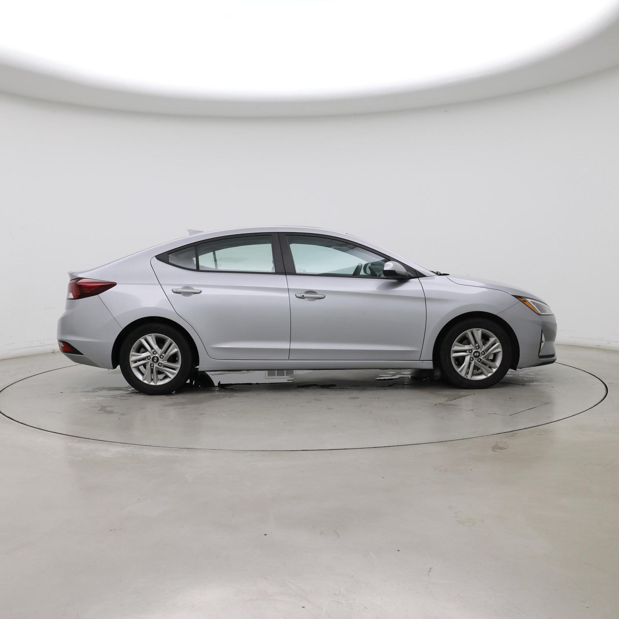 Thumbnail: 2020 Hyundai Elantra - 7
