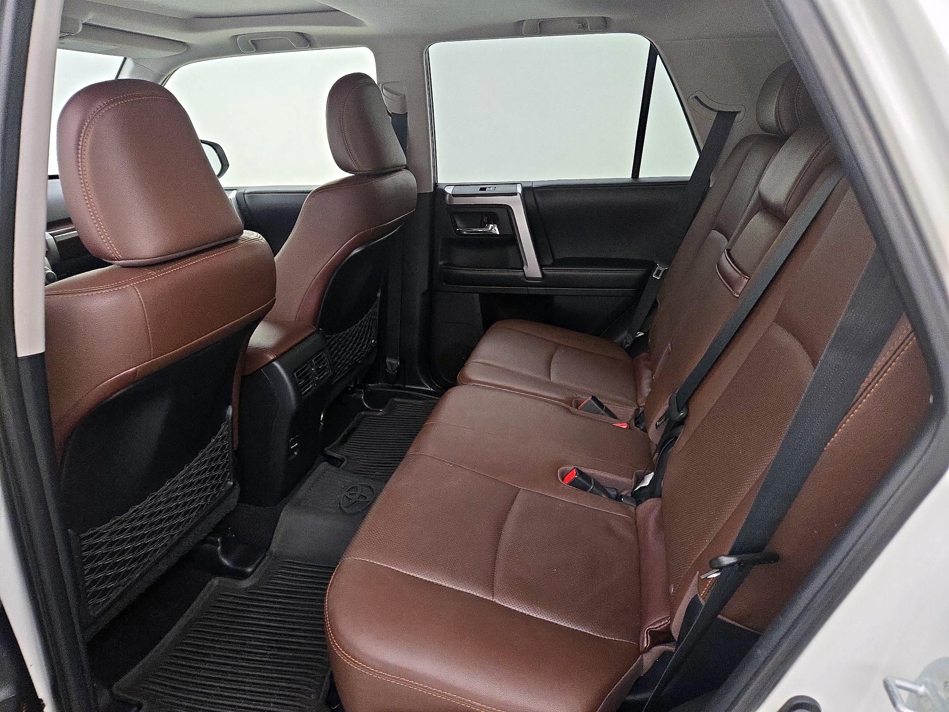 Thumbnail: 2016 Toyota 4Runner - 20