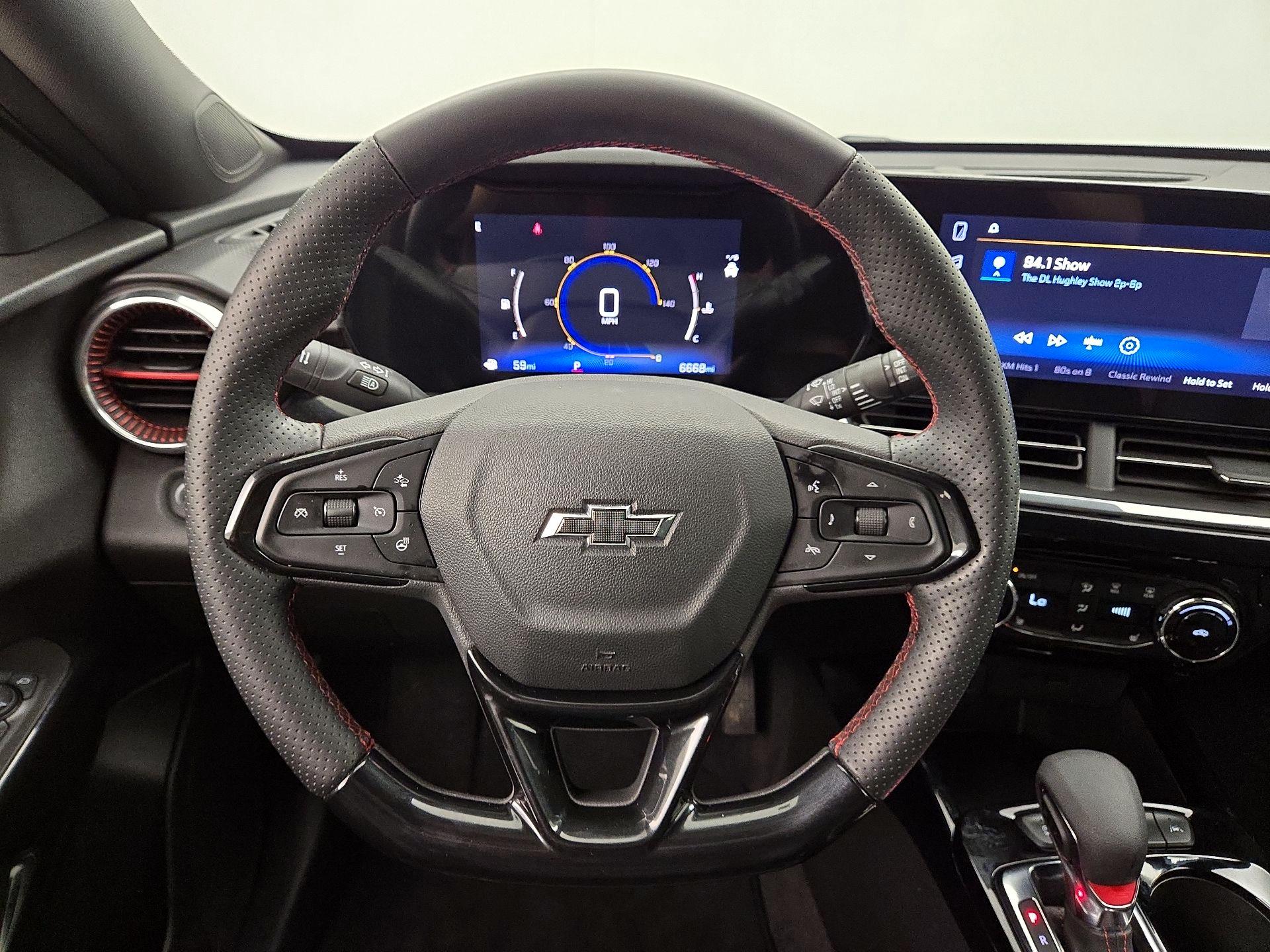 Thumbnail: 2025 Chevrolet Trax - 10