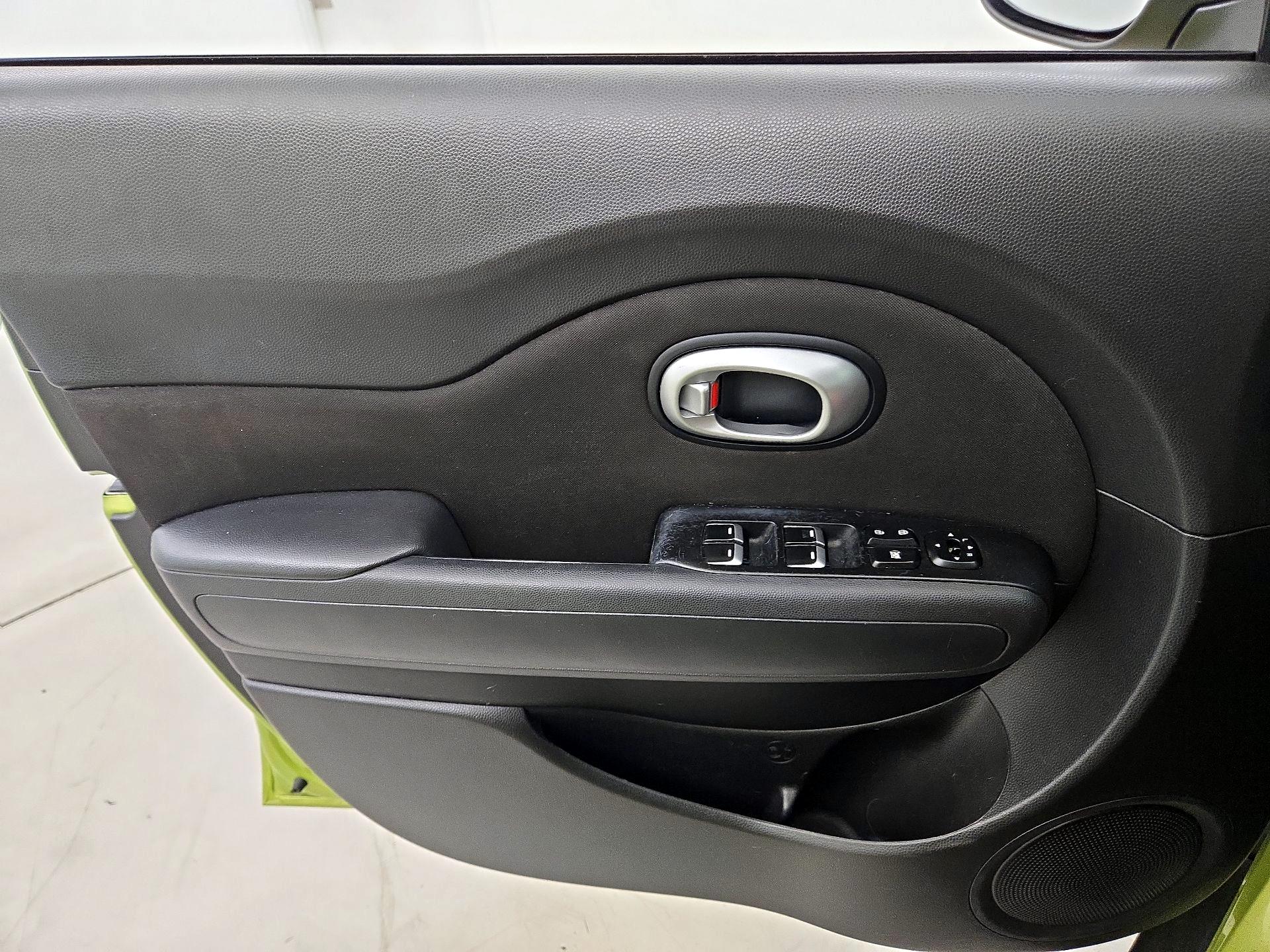 Thumbnail: 2019 Kia Soul - 12