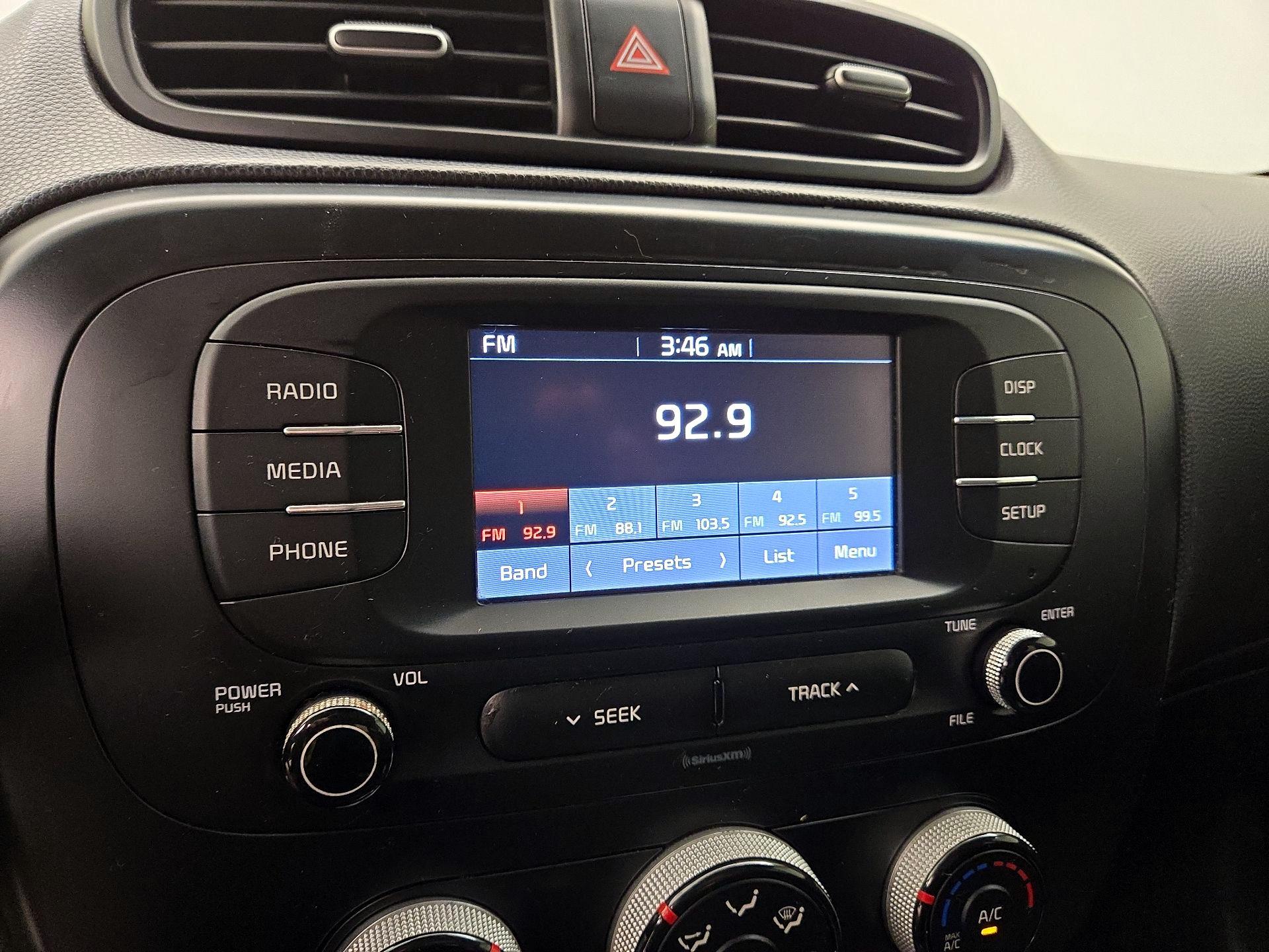 Thumbnail: 2019 Kia Soul - 15