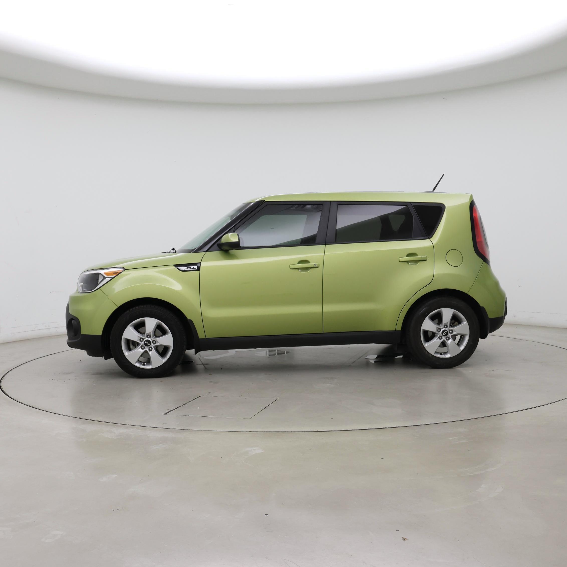 Thumbnail: 2019 Kia Soul - 3
