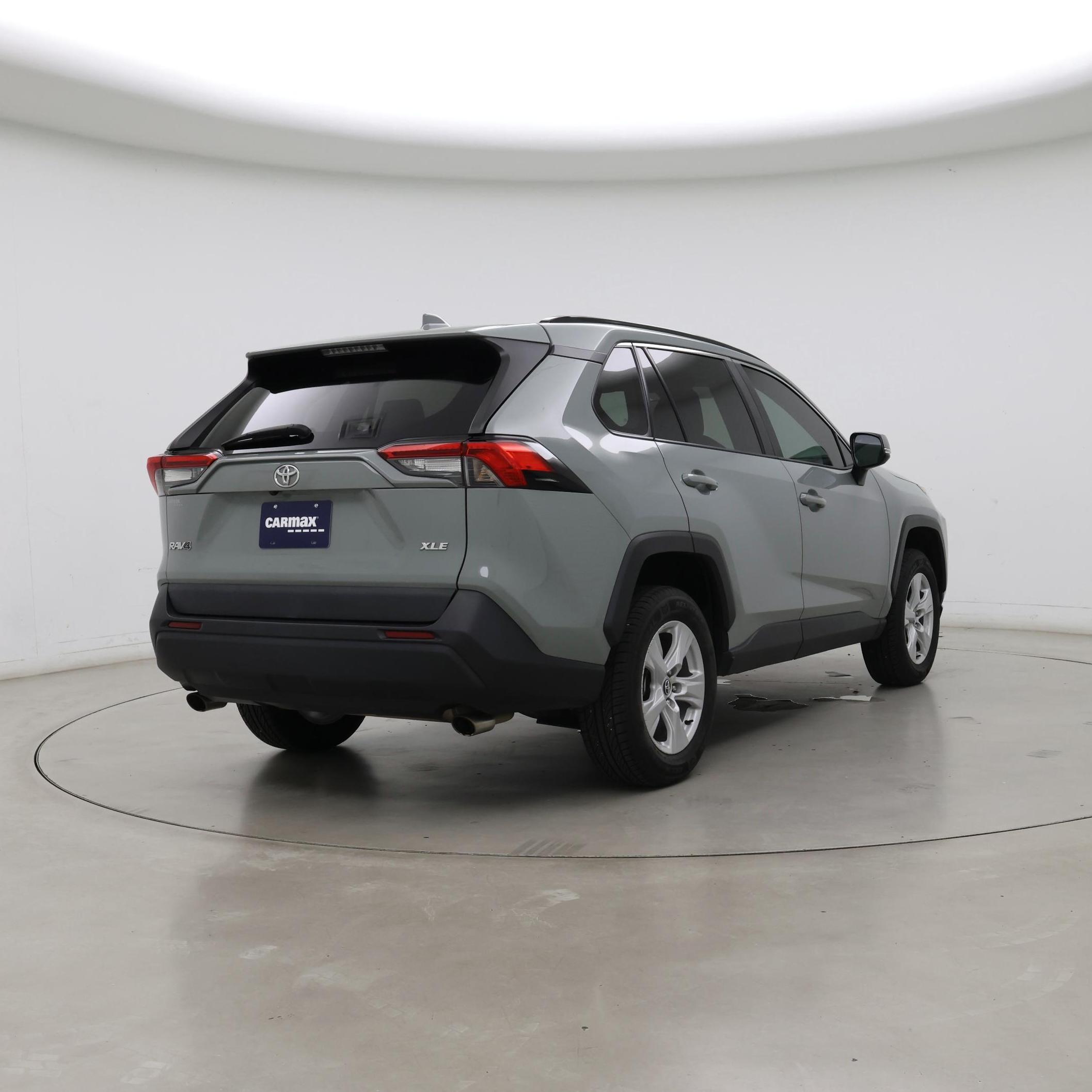 Thumbnail: 2020 Toyota RAV4 - 8