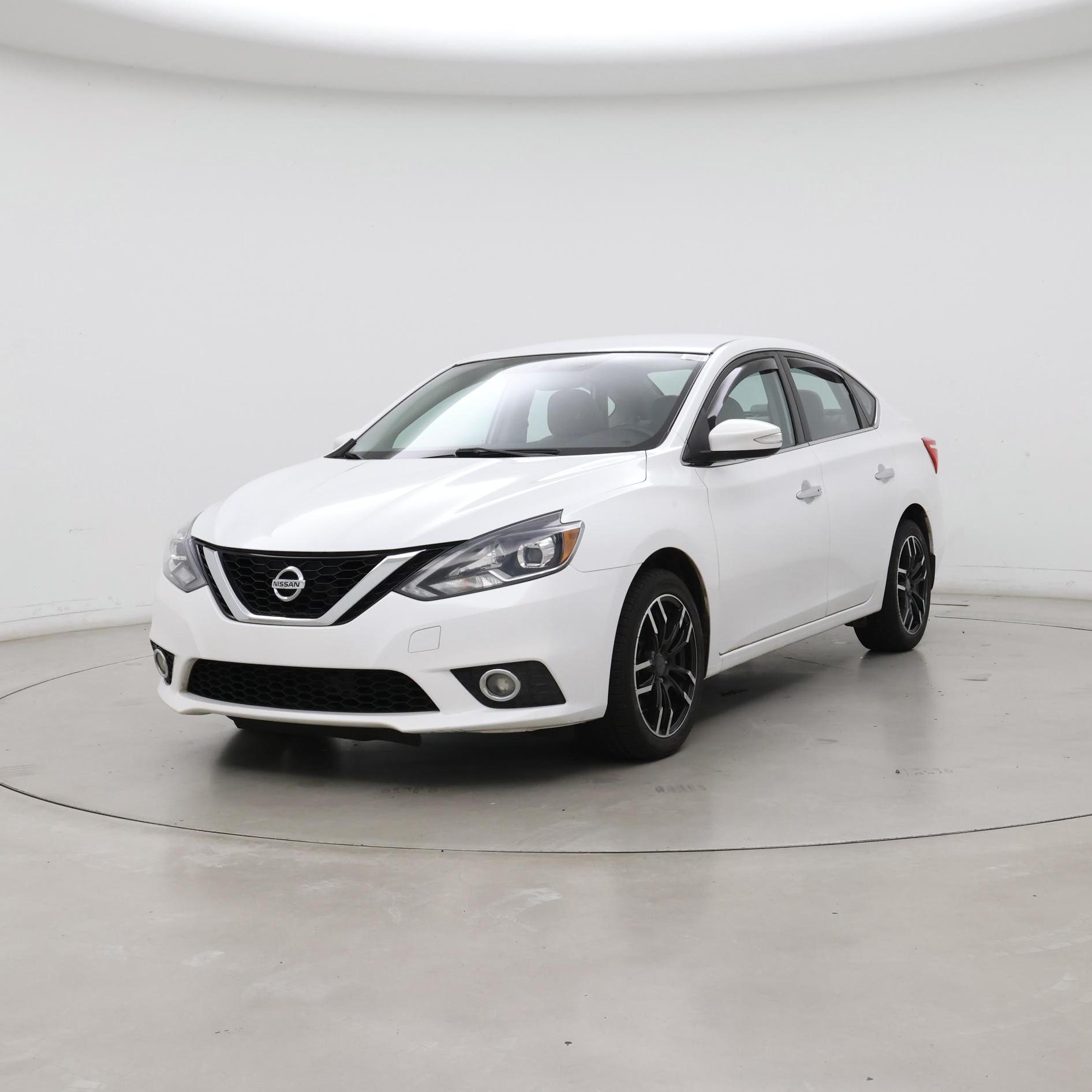 Thumbnail: 2017 Nissan Sentra - 4