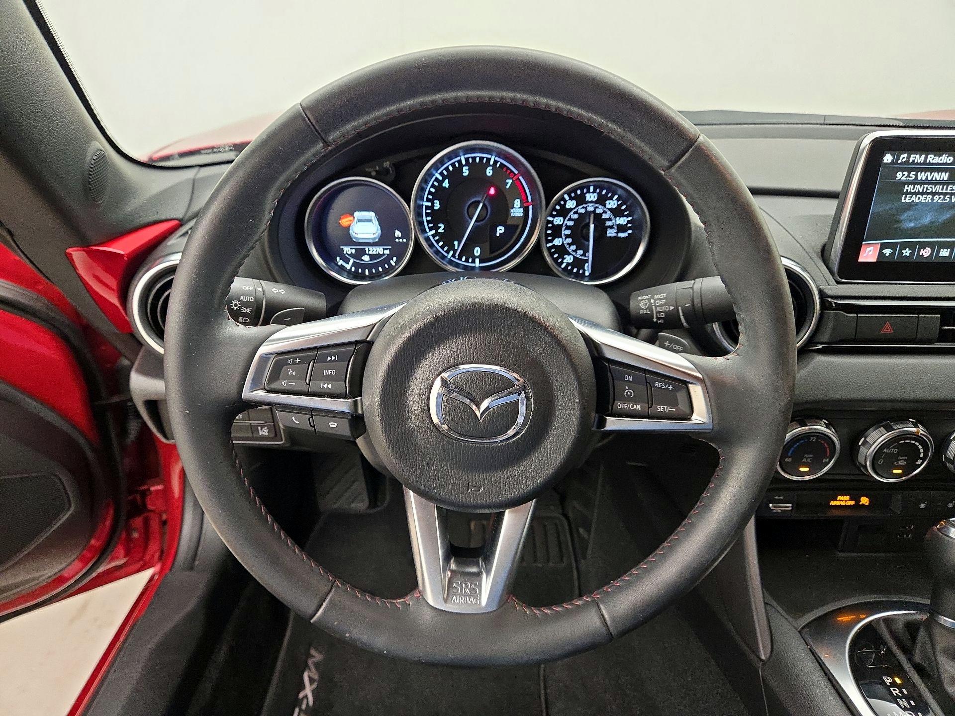 Thumbnail: 2017 Mazda MX-5 Miata - 10