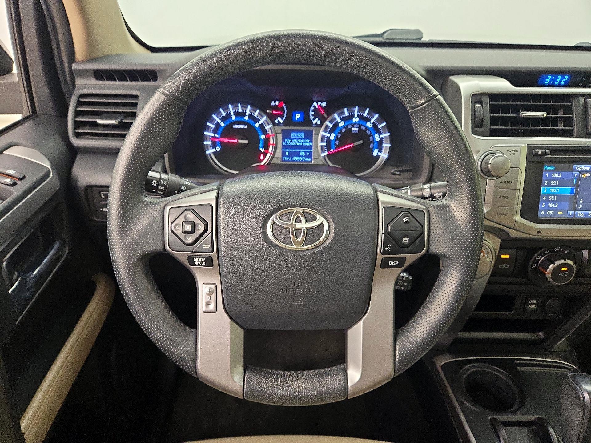 Thumbnail: 2017 Toyota 4Runner - 10
