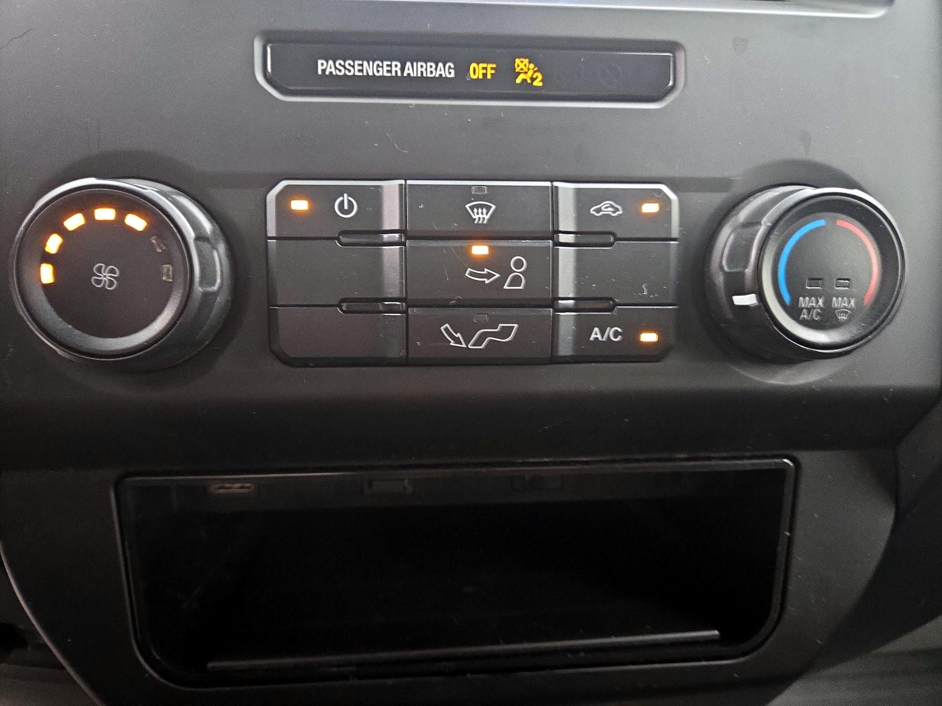 Thumbnail: 2019 Ford F-150 - 15