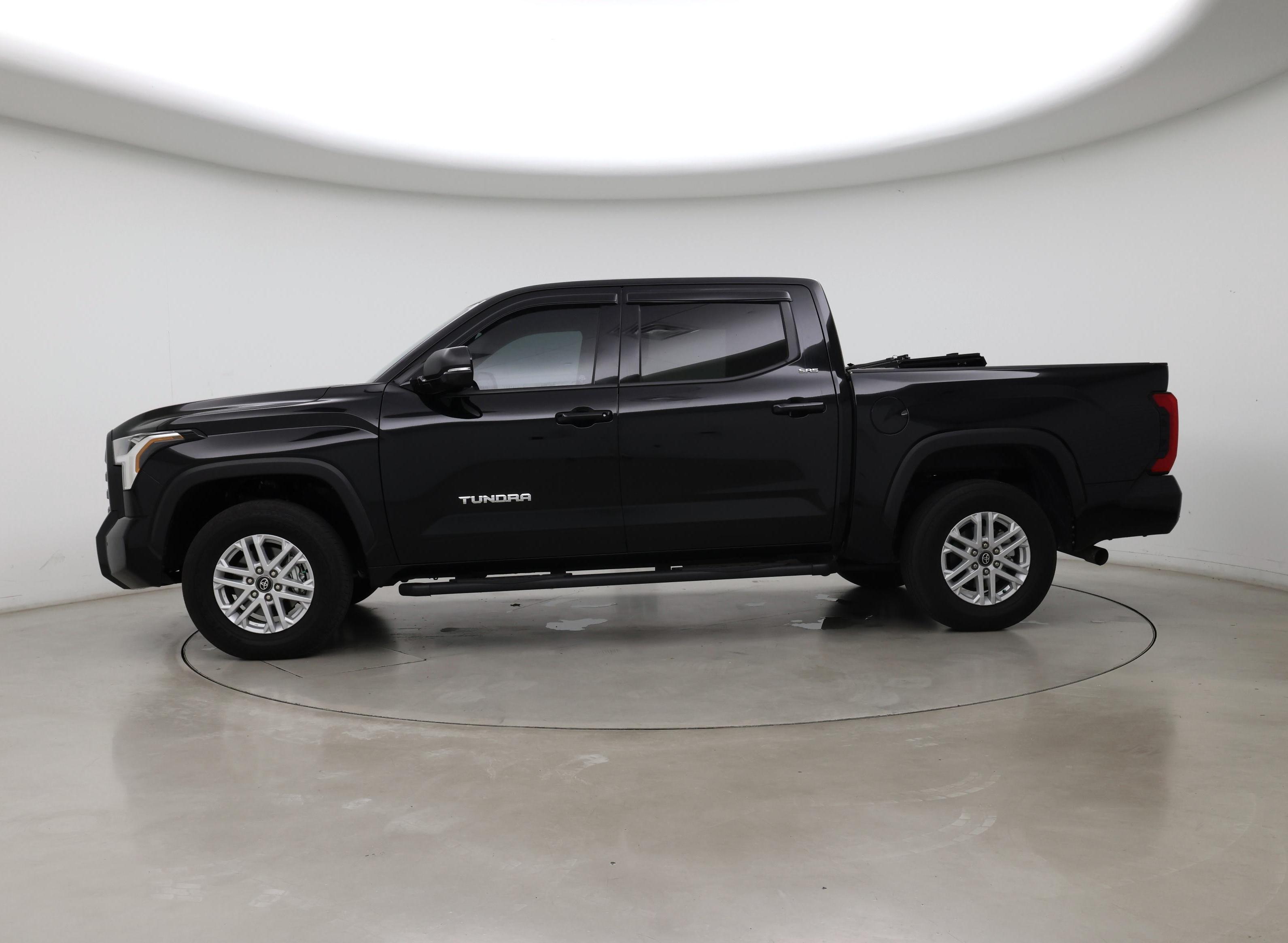 Thumbnail: 2025 Toyota Tundra - 3
