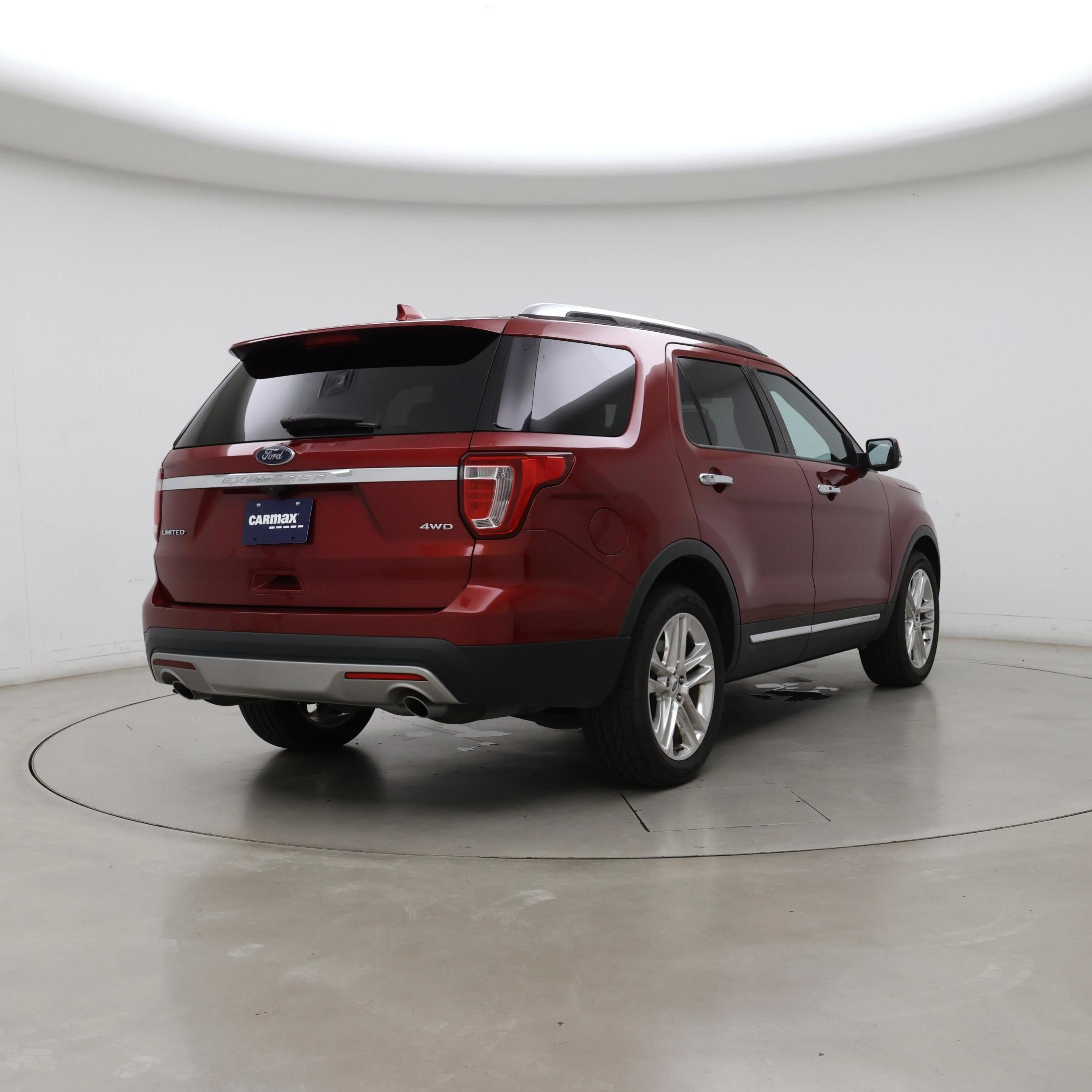 Thumbnail: 2017 Ford Explorer - 8