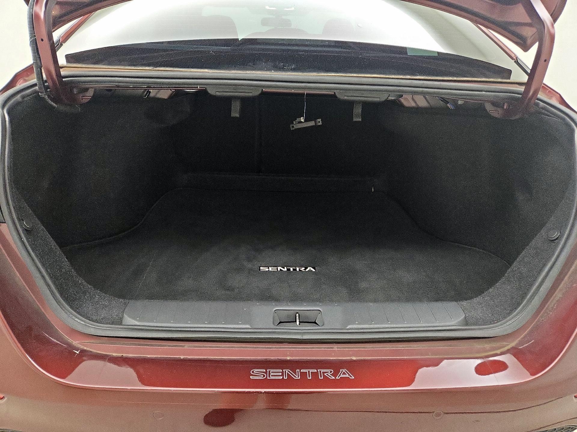 Thumbnail: 2022 Nissan Sentra - 20