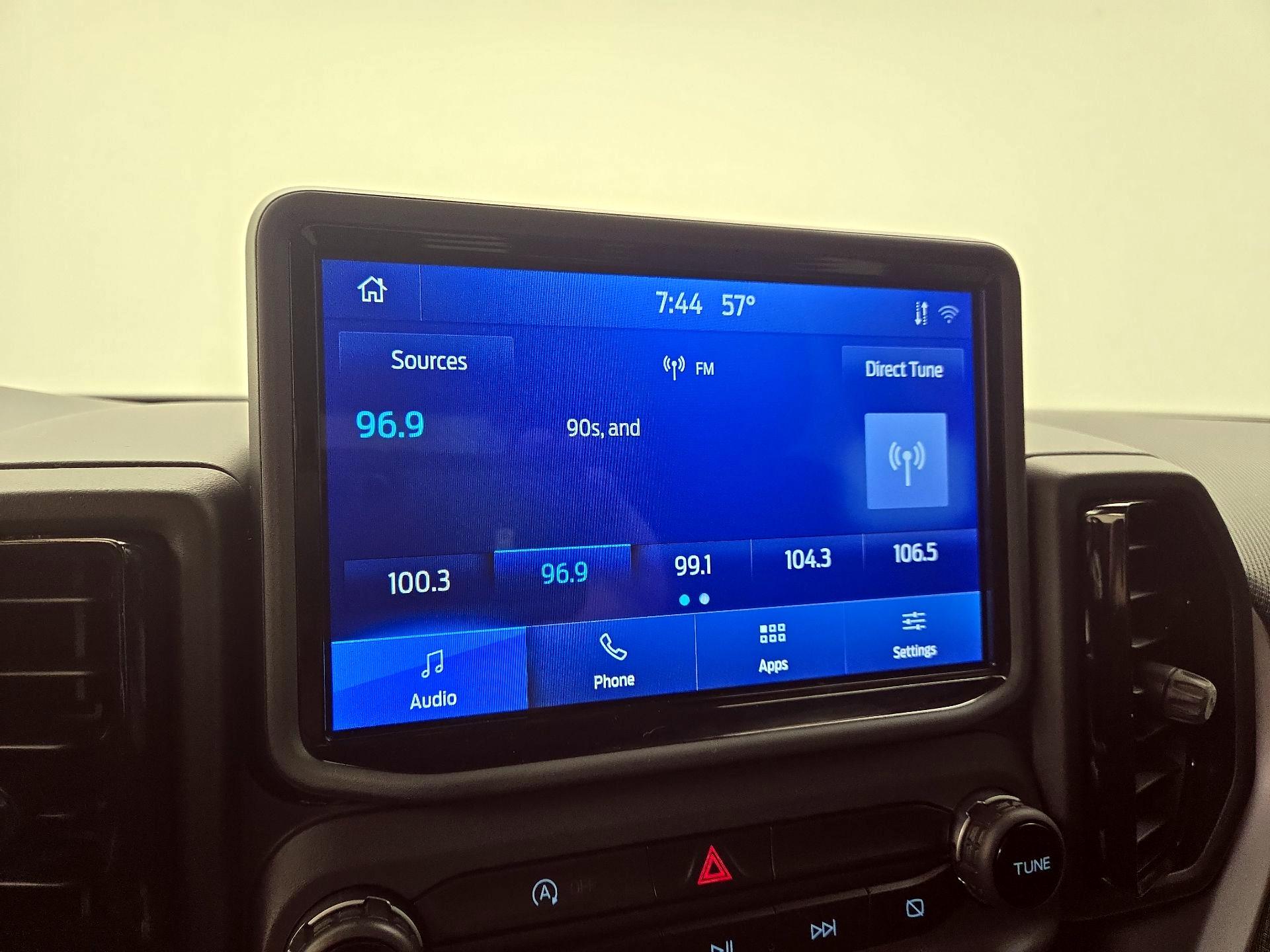 Thumbnail: 2021 Ford Bronco Sport - 15