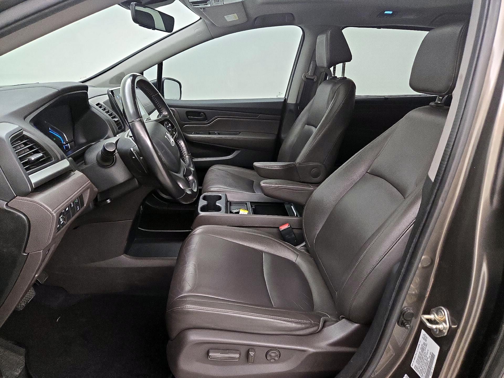 Thumbnail: 2019 Honda Odyssey - 11