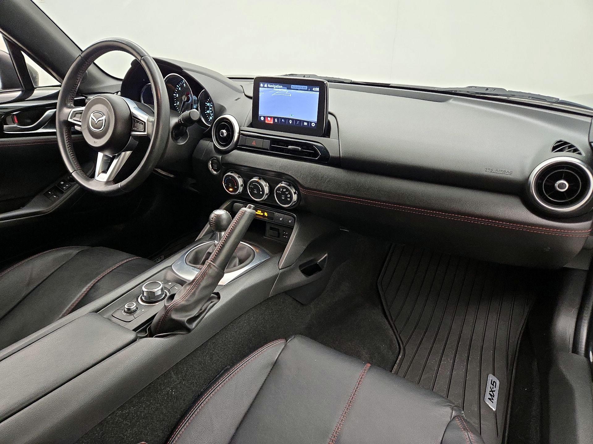 Thumbnail: 2019 Mazda MX-5 Miata - 9