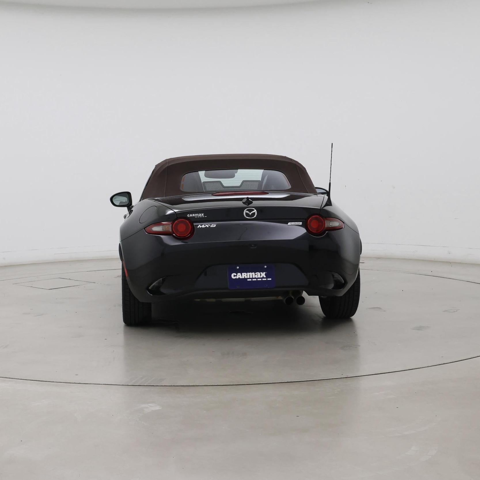 Thumbnail: 2019 Mazda MX-5 Miata - 6