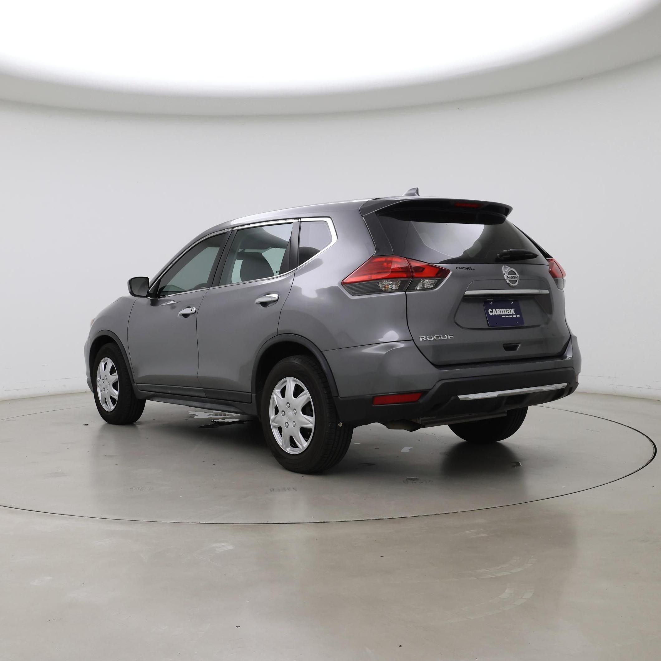 Thumbnail: 2017 Nissan Rogue - 2