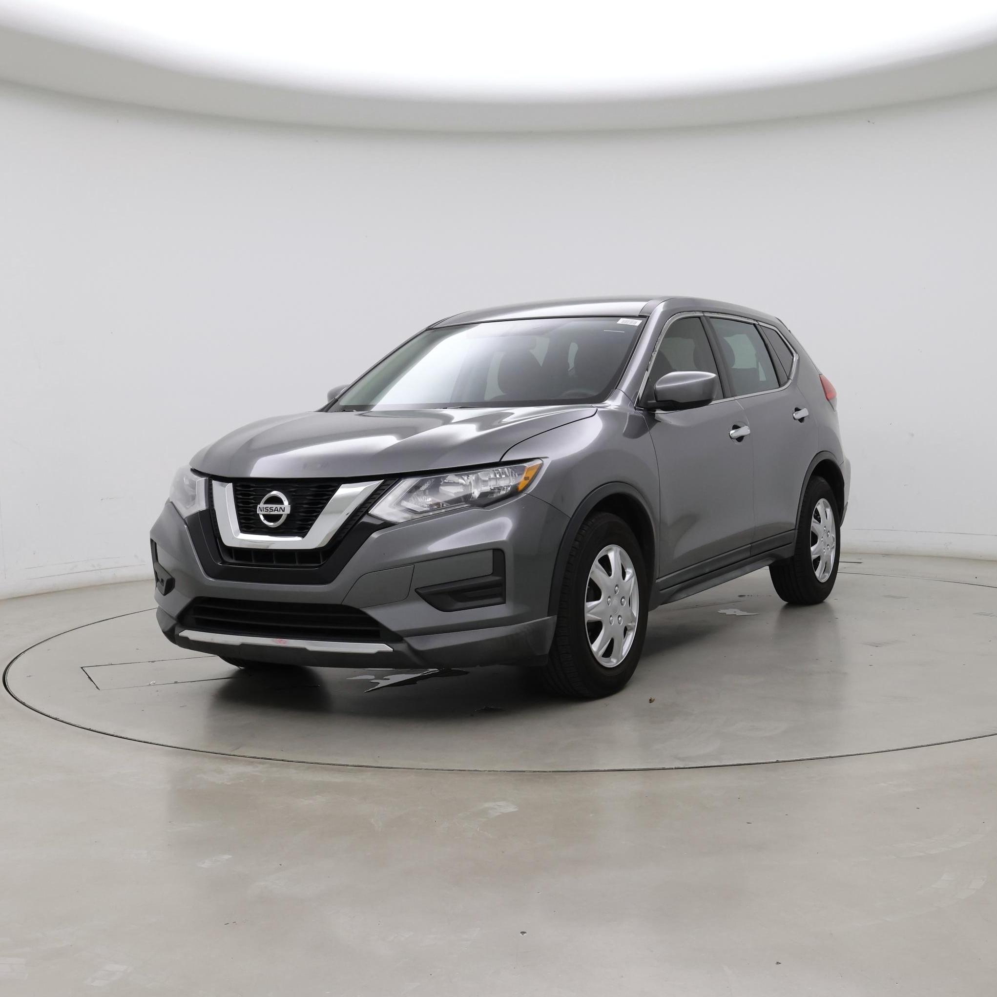 Thumbnail: 2017 Nissan Rogue - 4