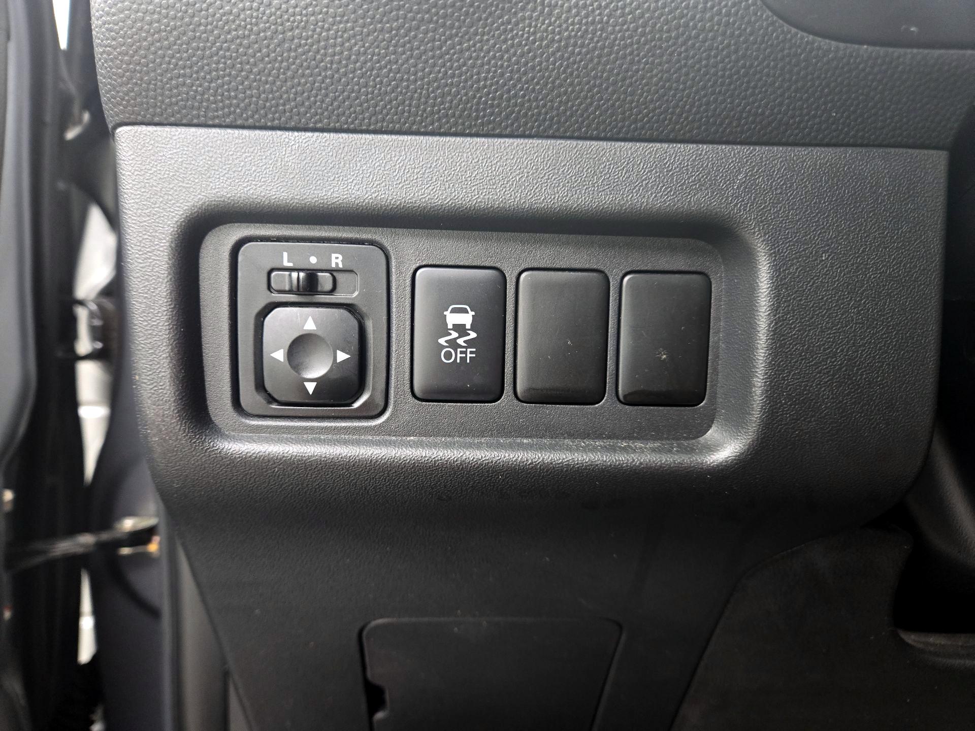 Thumbnail: 2019 Mitsubishi Mirage - 13