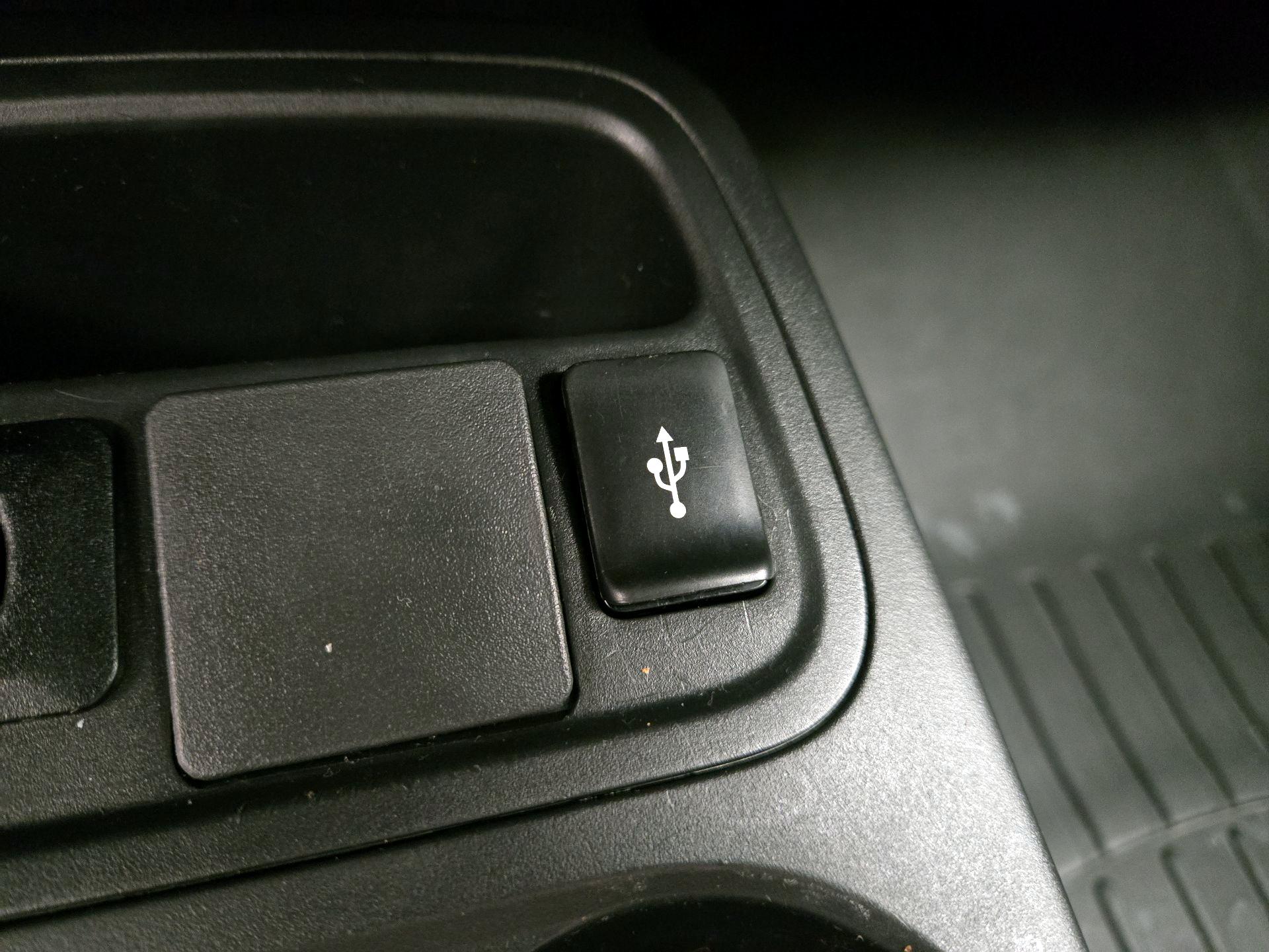 Thumbnail: 2019 Mitsubishi Mirage - 18