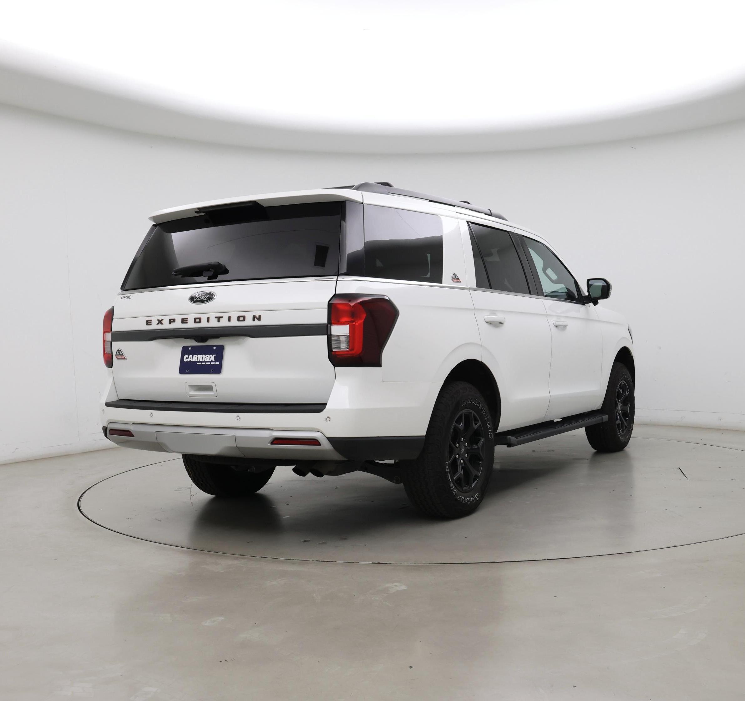 Thumbnail: 2023 Ford Expedition - 8