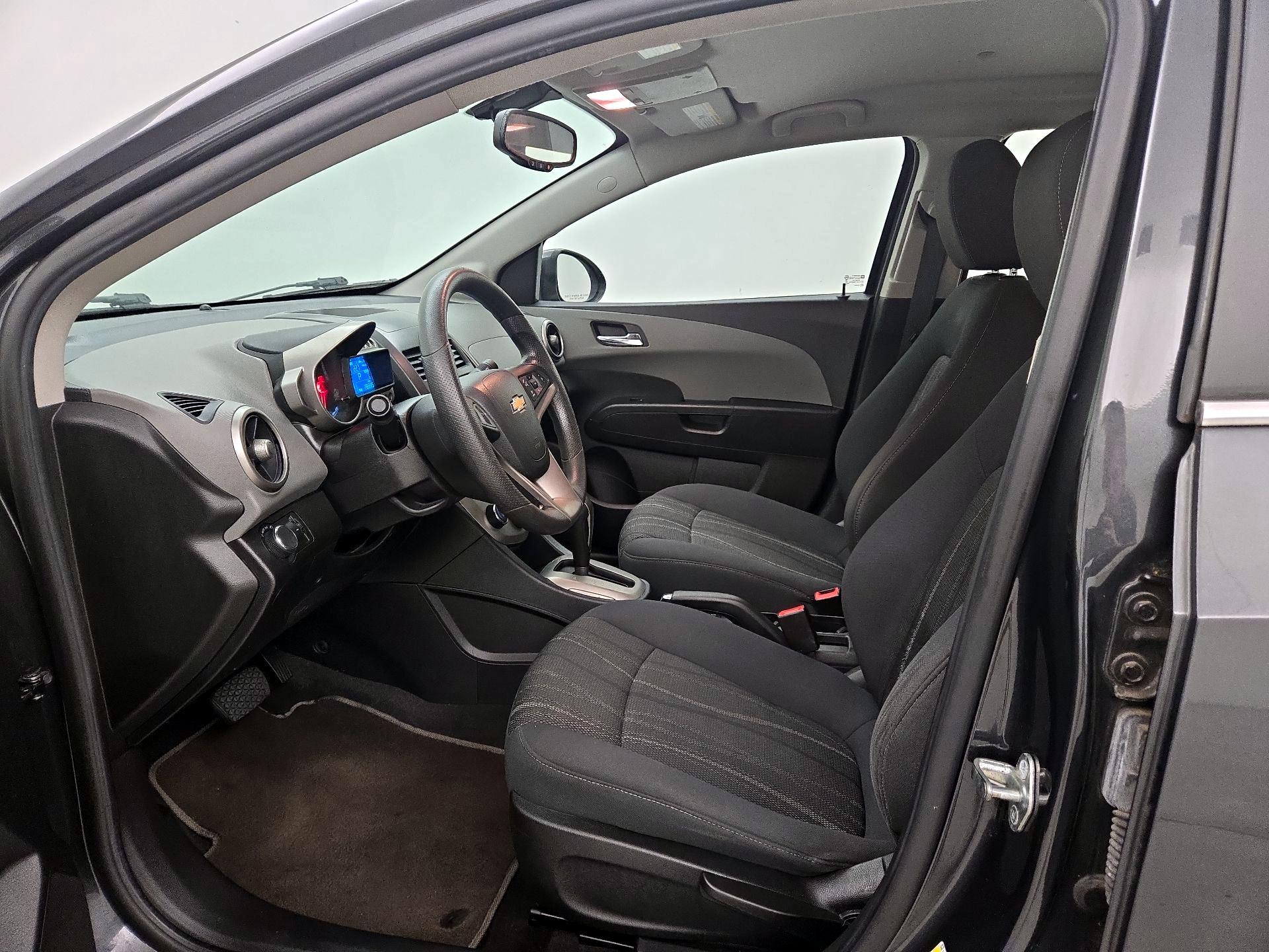 Thumbnail: 2016 Chevrolet Sonic - 11