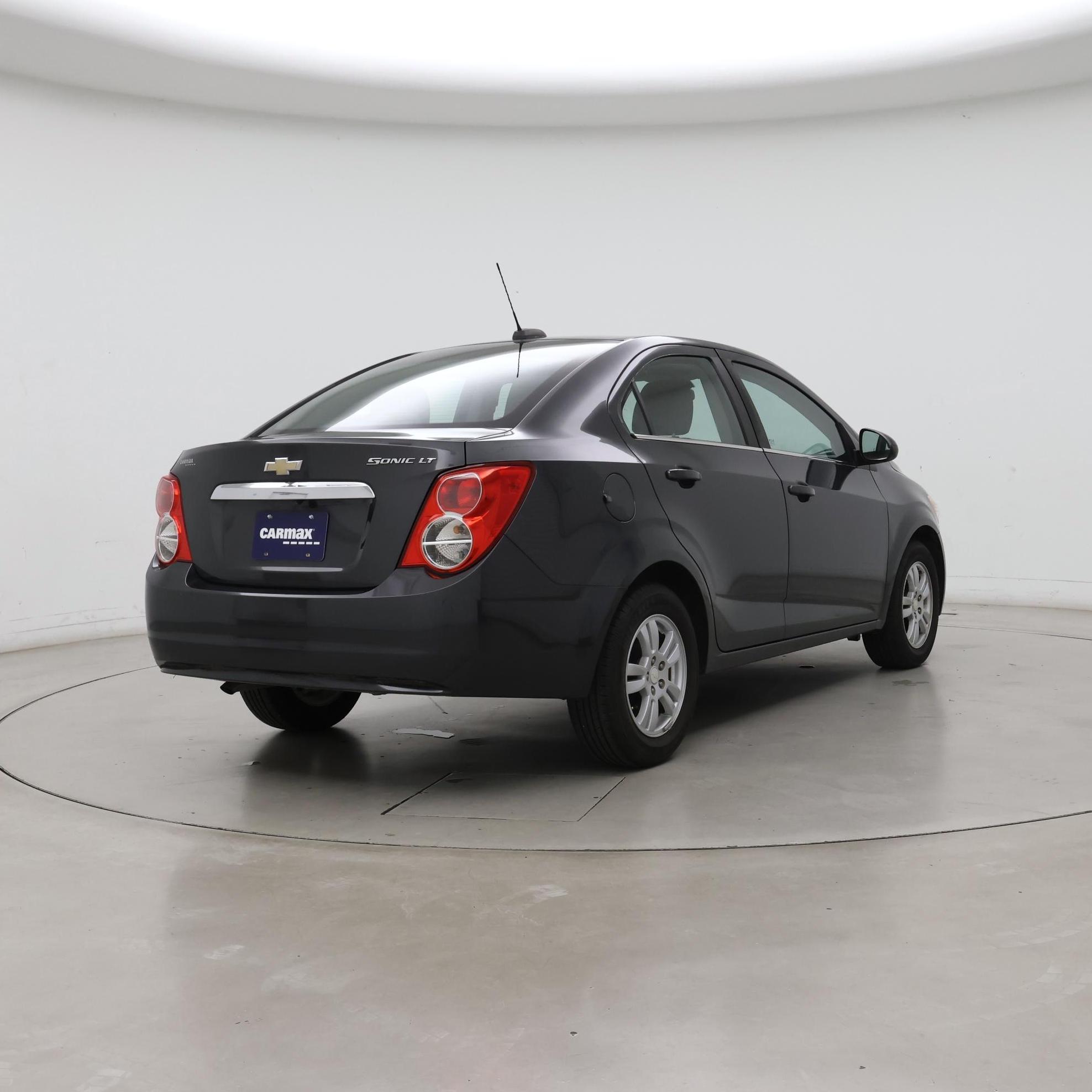 Thumbnail: 2016 Chevrolet Sonic - 8