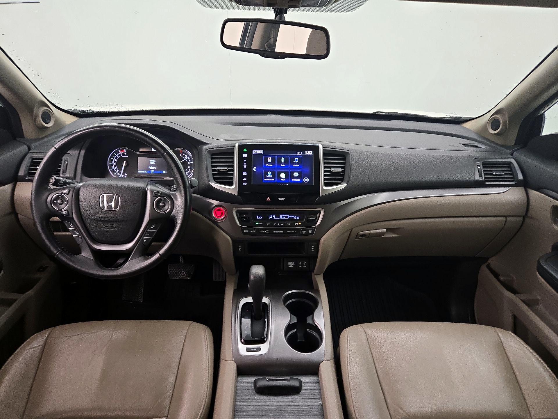 Thumbnail: 2016 Honda Pilot - 9