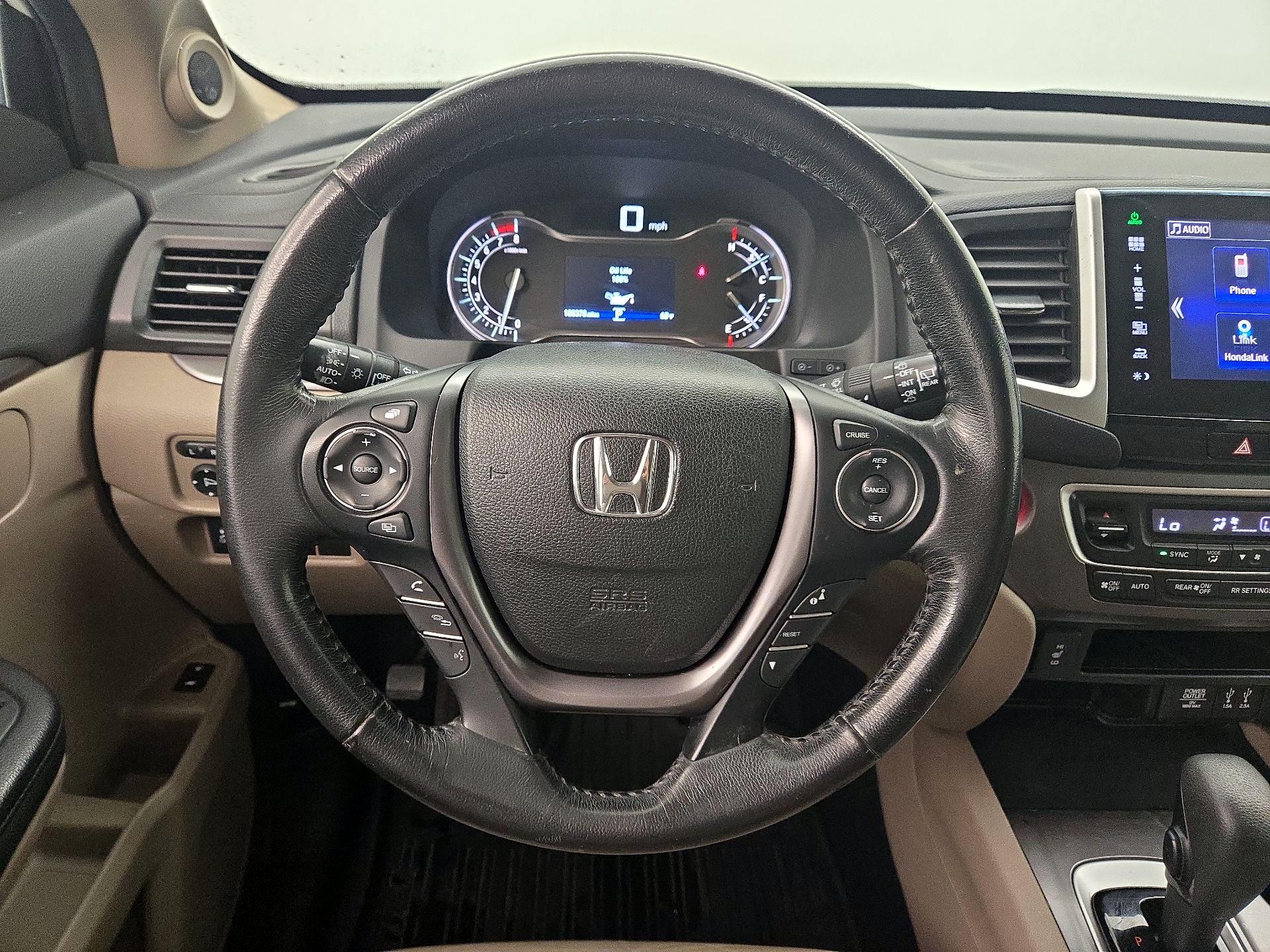 Thumbnail: 2016 Honda Pilot - 10