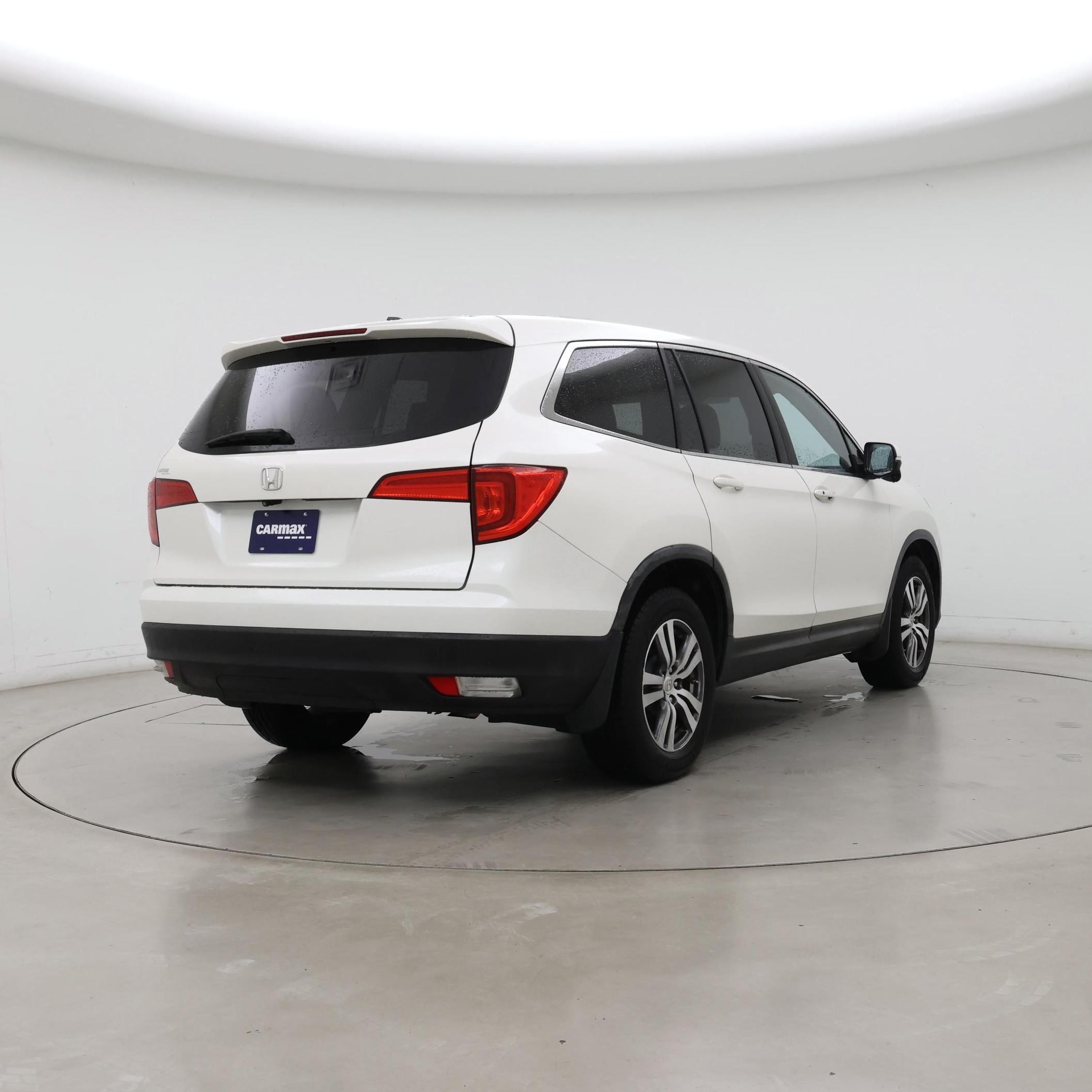 Thumbnail: 2016 Honda Pilot - 8