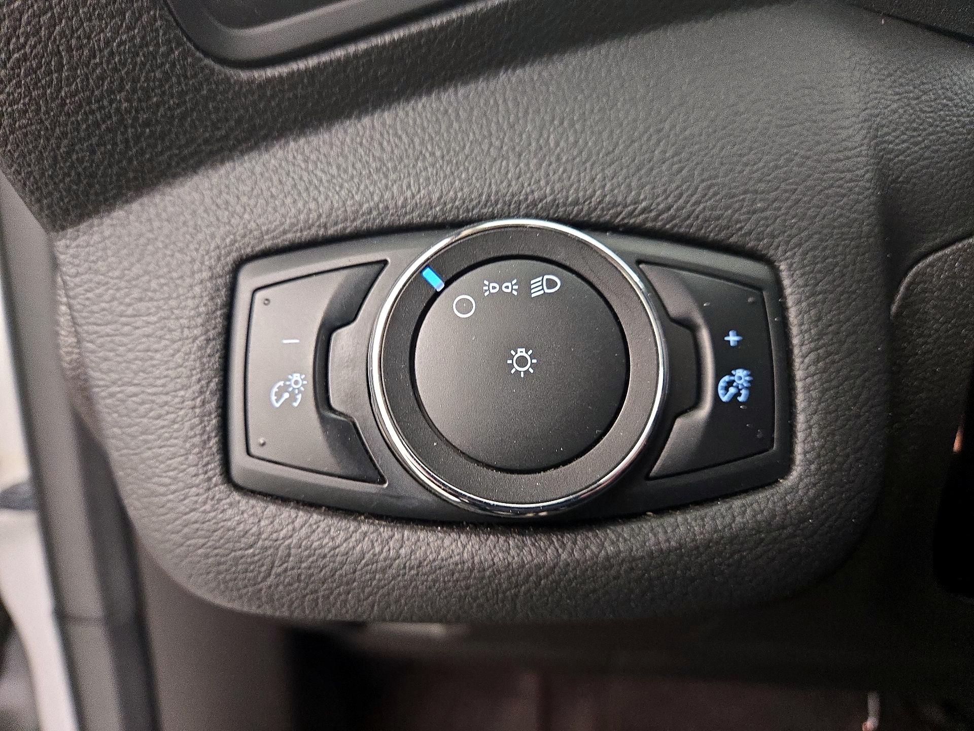 Thumbnail: 2014 Ford Escape - 13