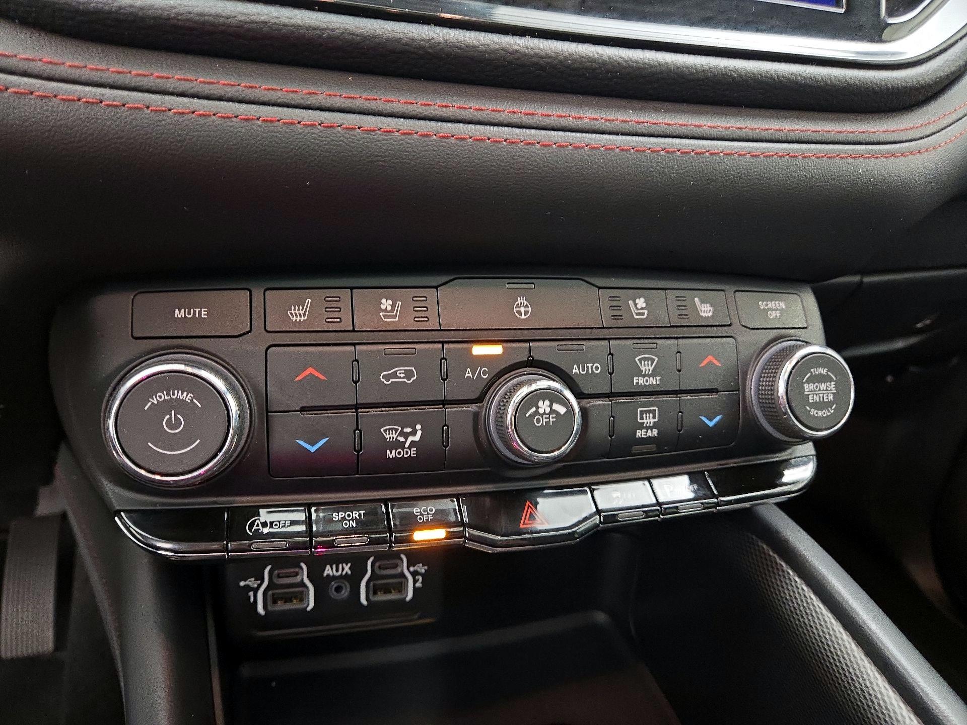 Thumbnail: 2023 Dodge Durango - 17