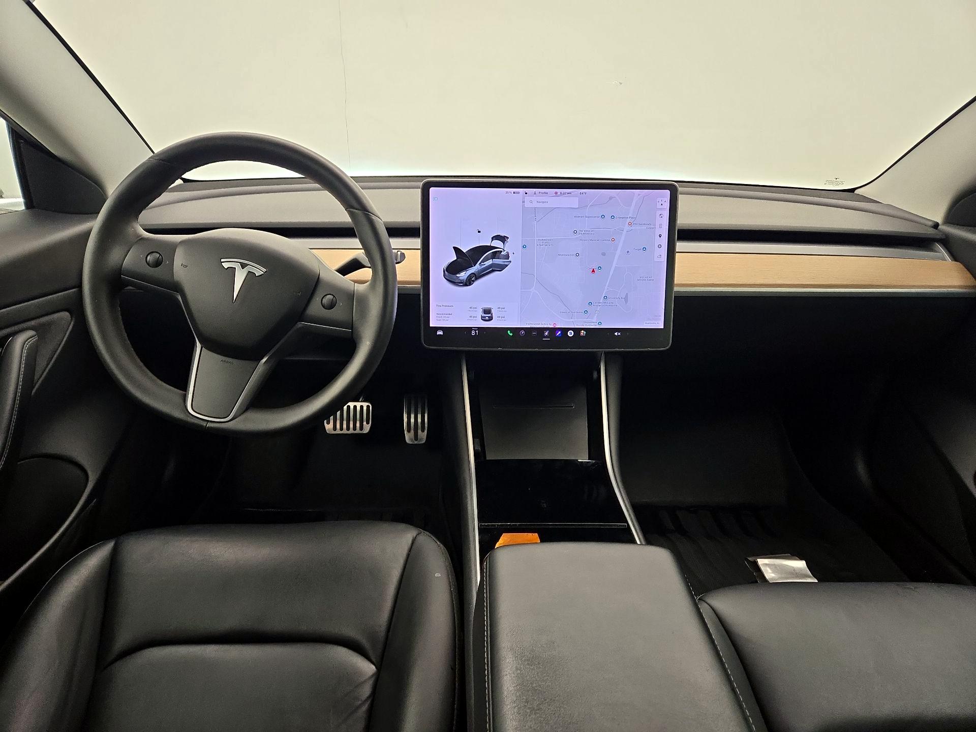 Thumbnail: 2020 Tesla Model 3 - 9