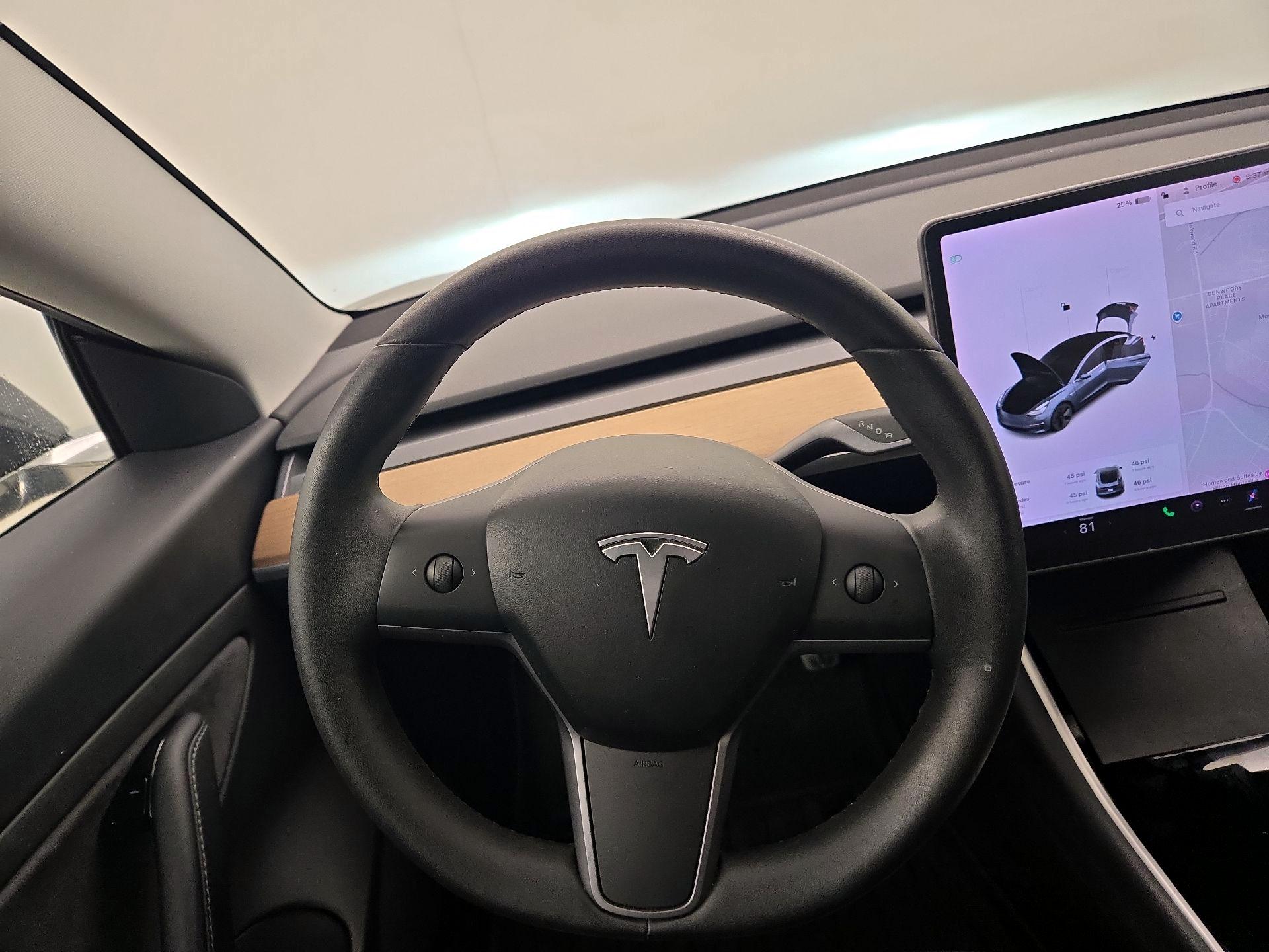 Thumbnail: 2020 Tesla Model 3 - 10