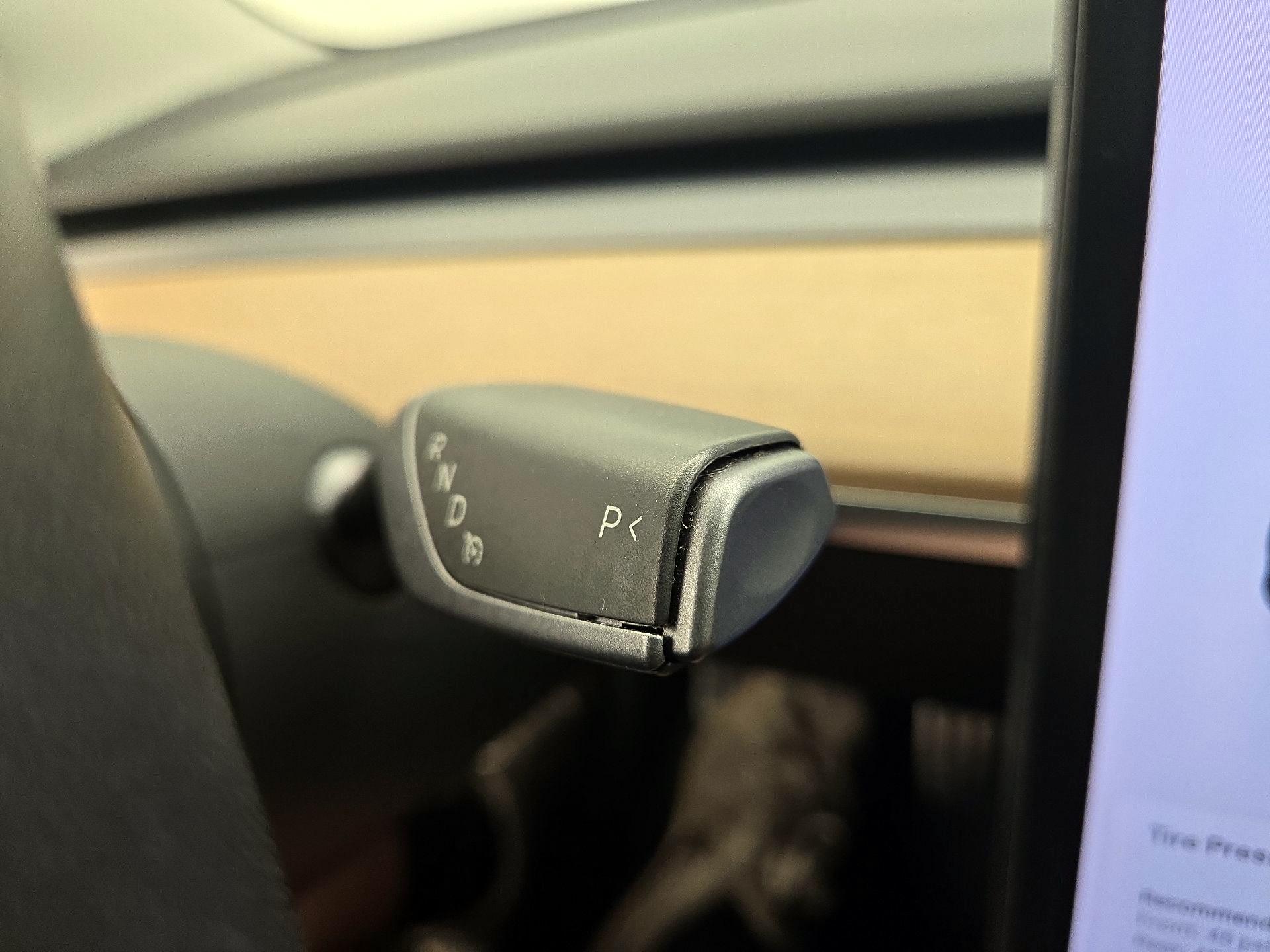 Thumbnail: 2020 Tesla Model 3 - 17