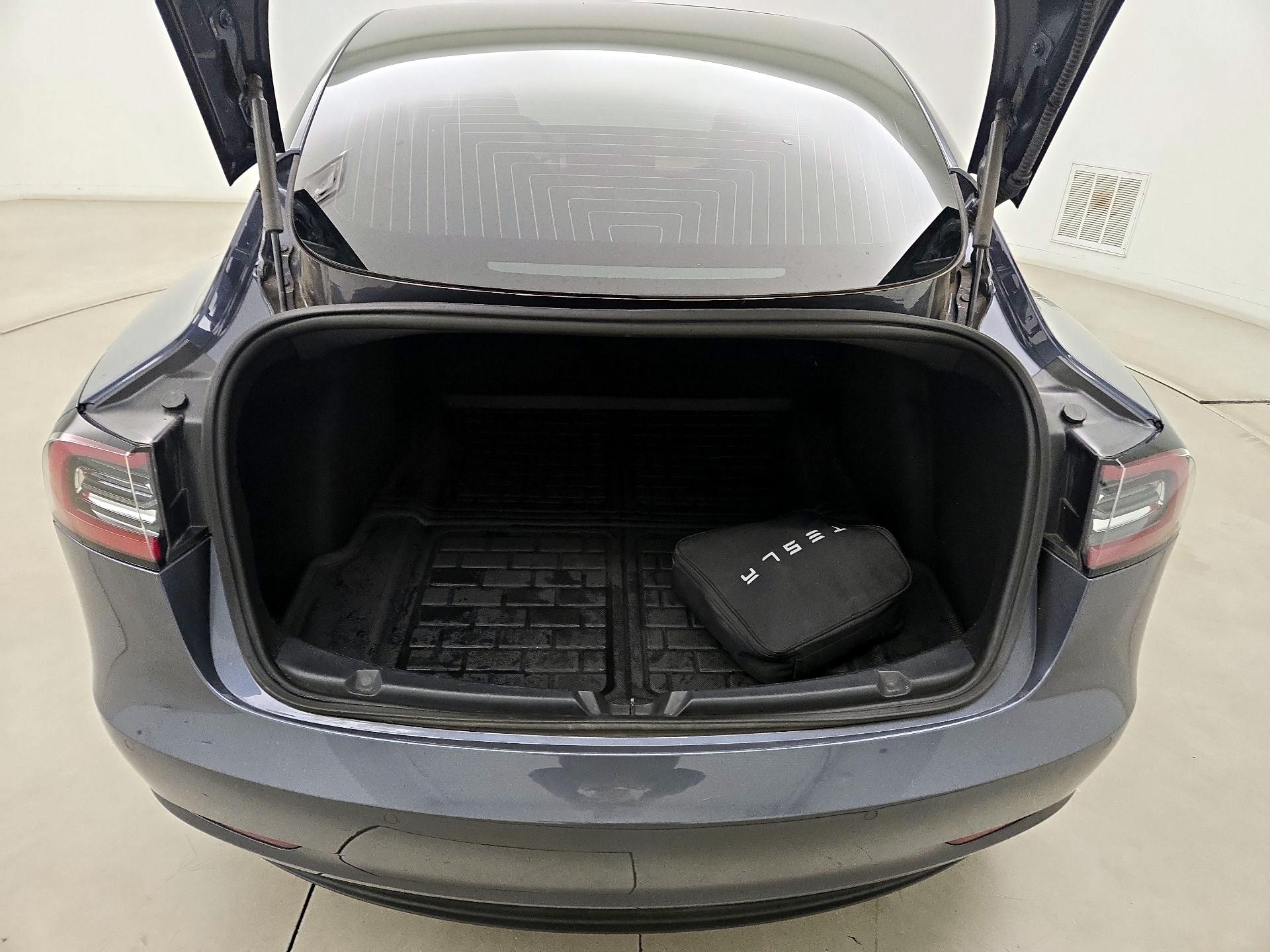 Thumbnail: 2020 Tesla Model 3 - 20