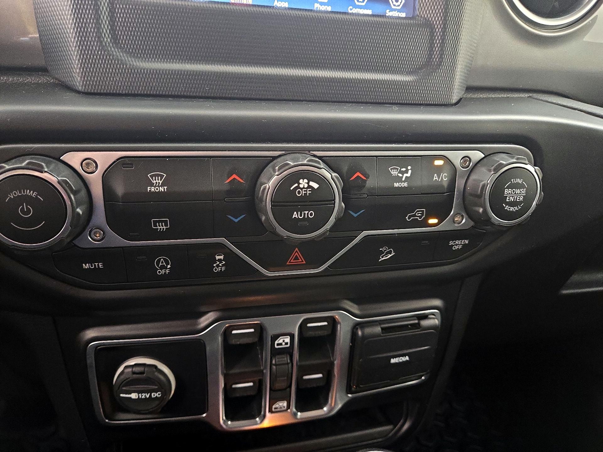 Thumbnail: 2020 Jeep Wrangler - 16