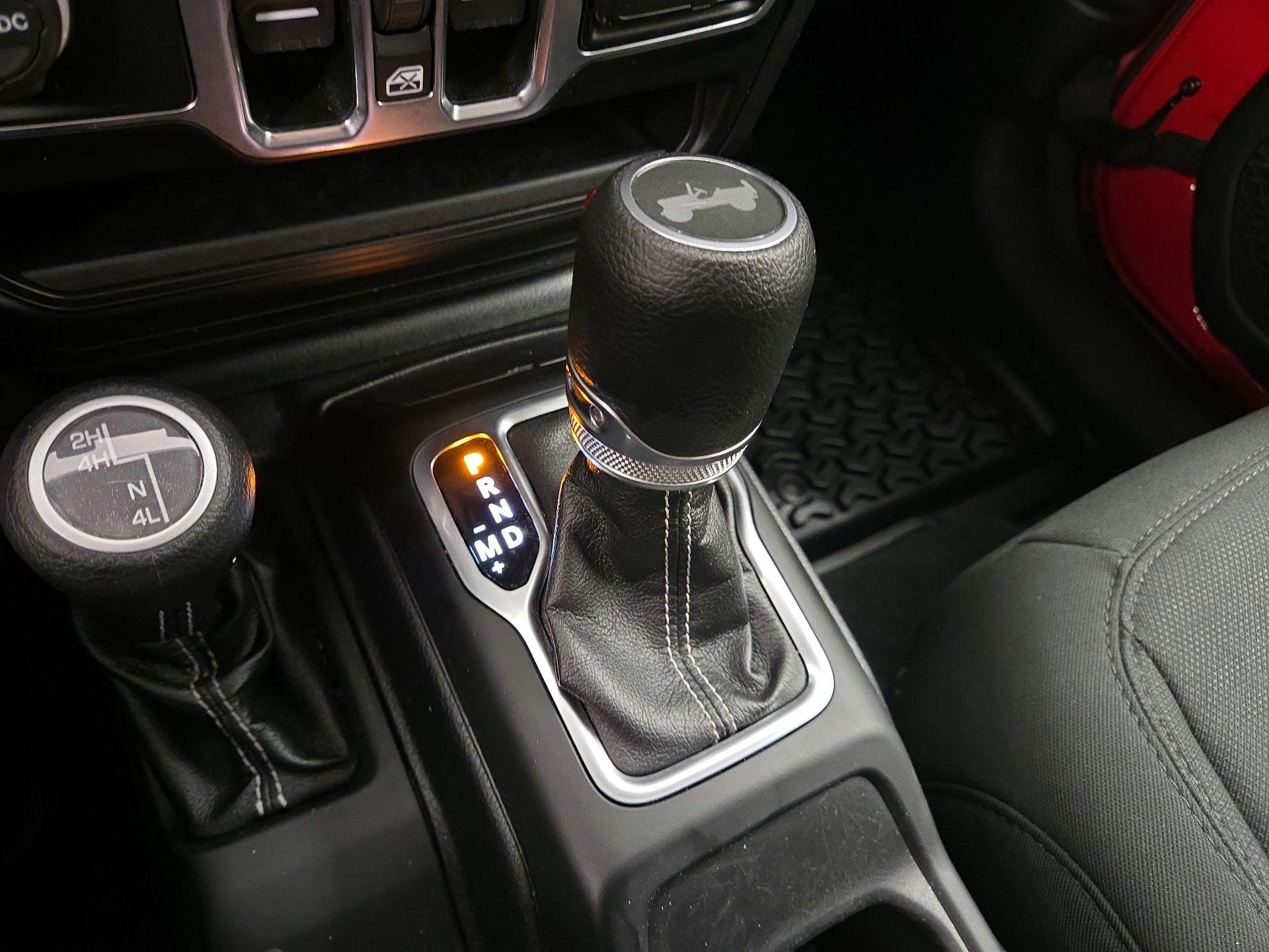 Thumbnail: 2020 Jeep Wrangler - 17