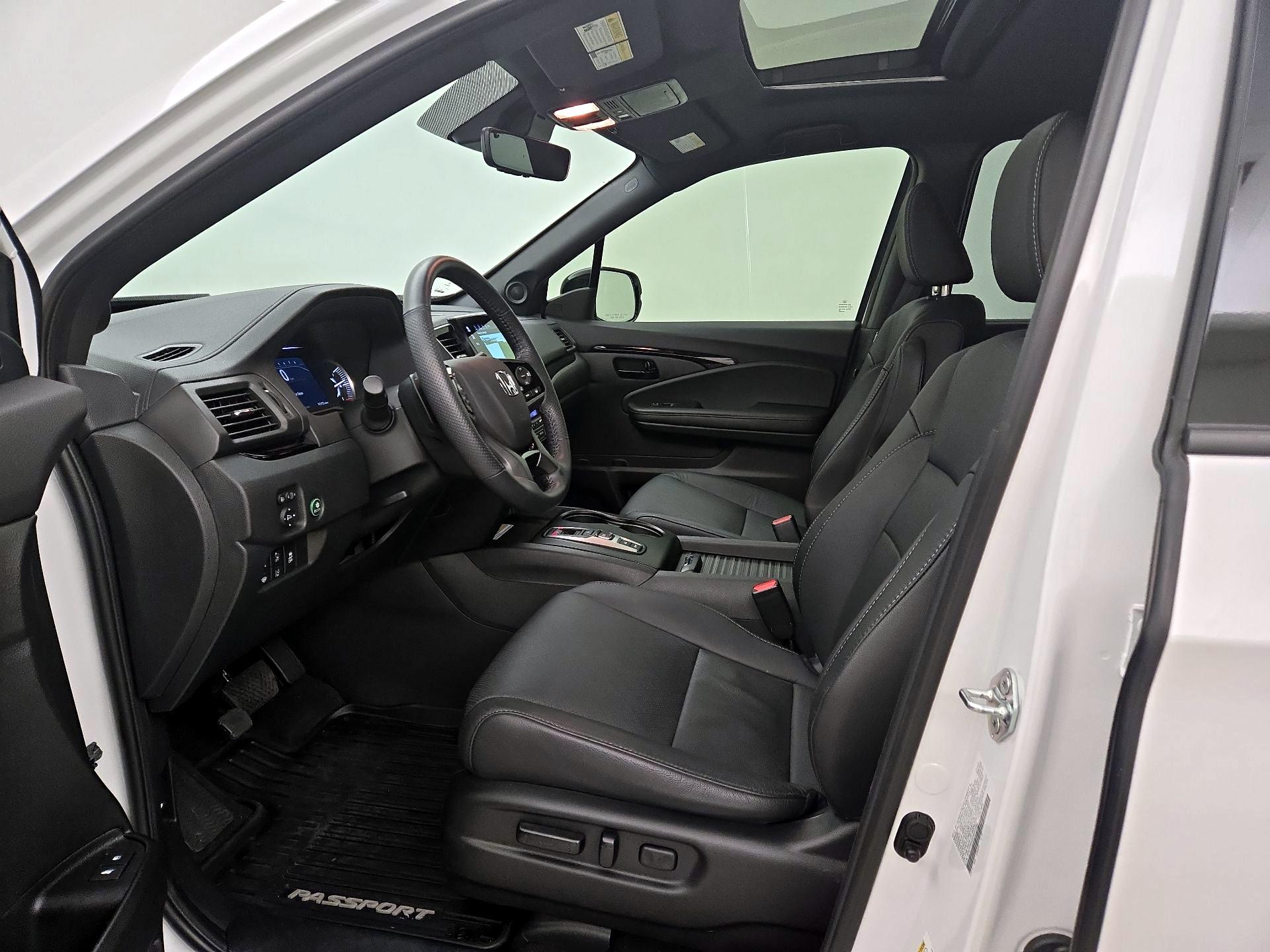 Thumbnail: 2023 Honda Passport - 11
