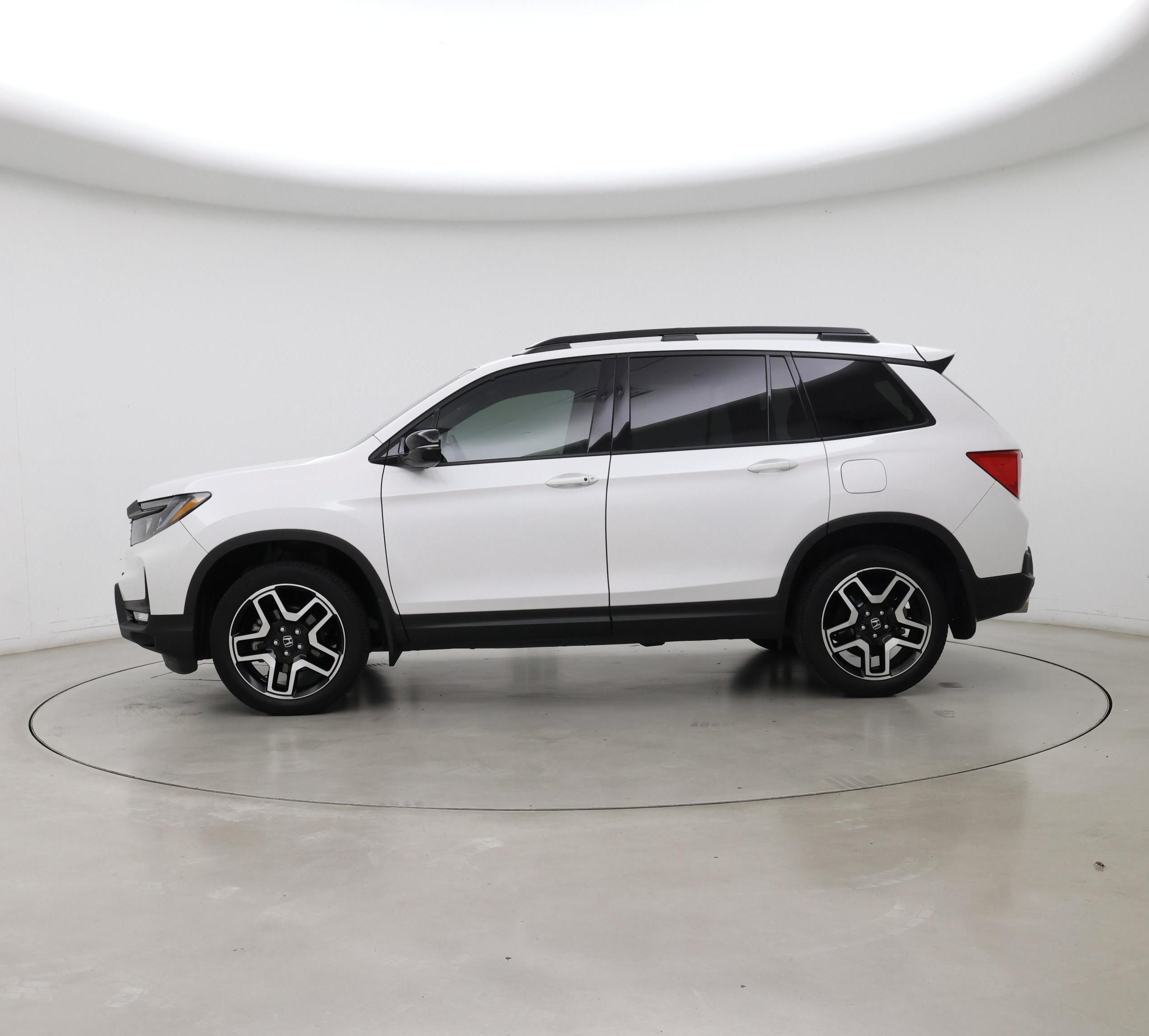 Thumbnail: 2023 Honda Passport - 3