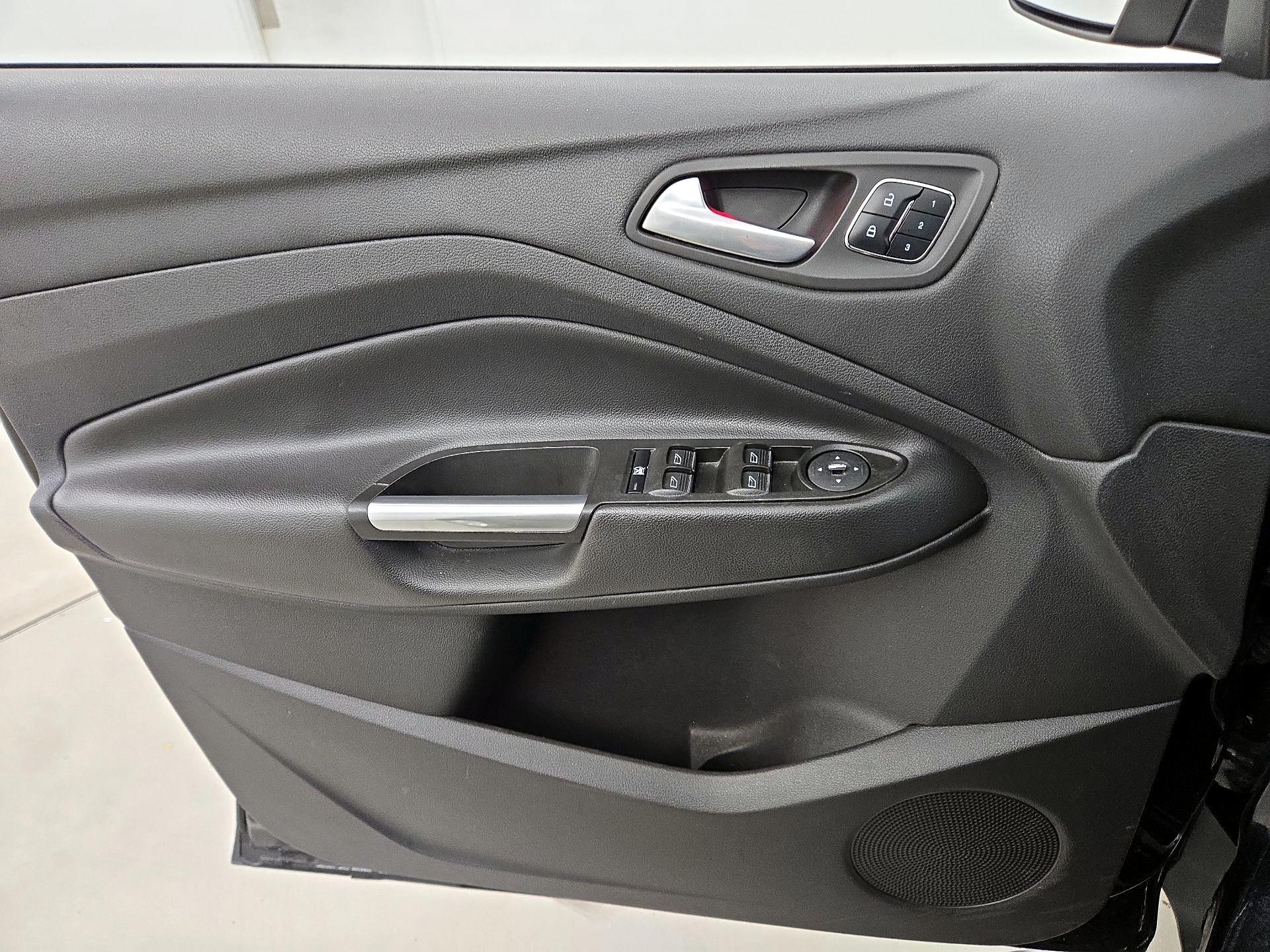 Thumbnail: 2014 Ford Escape - 12