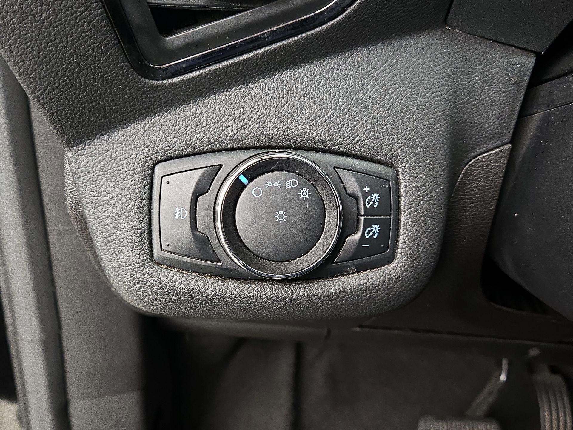 Thumbnail: 2014 Ford Escape - 13