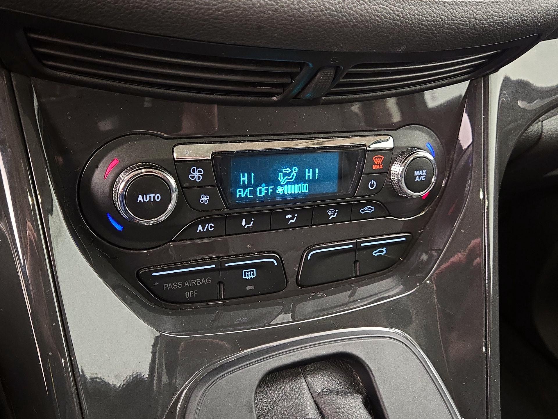 Thumbnail: 2014 Ford Escape - 16