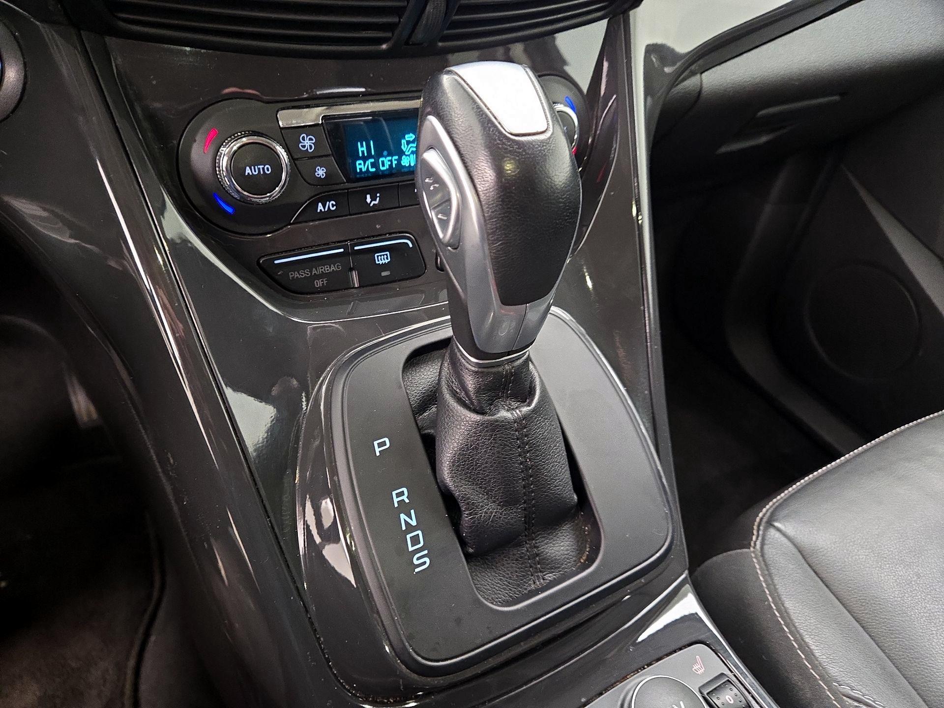 Thumbnail: 2014 Ford Escape - 17