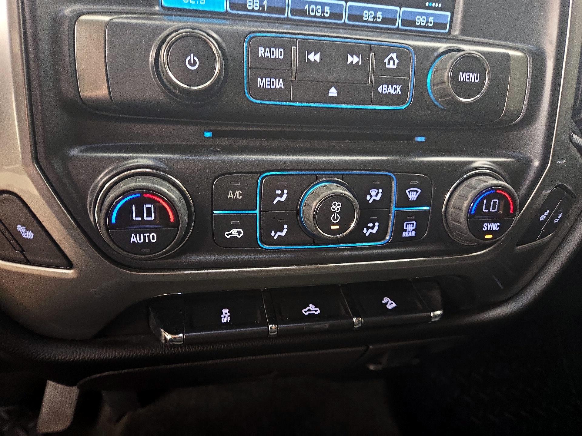 Thumbnail: 2018 Chevrolet Silverado 1500 - 16
