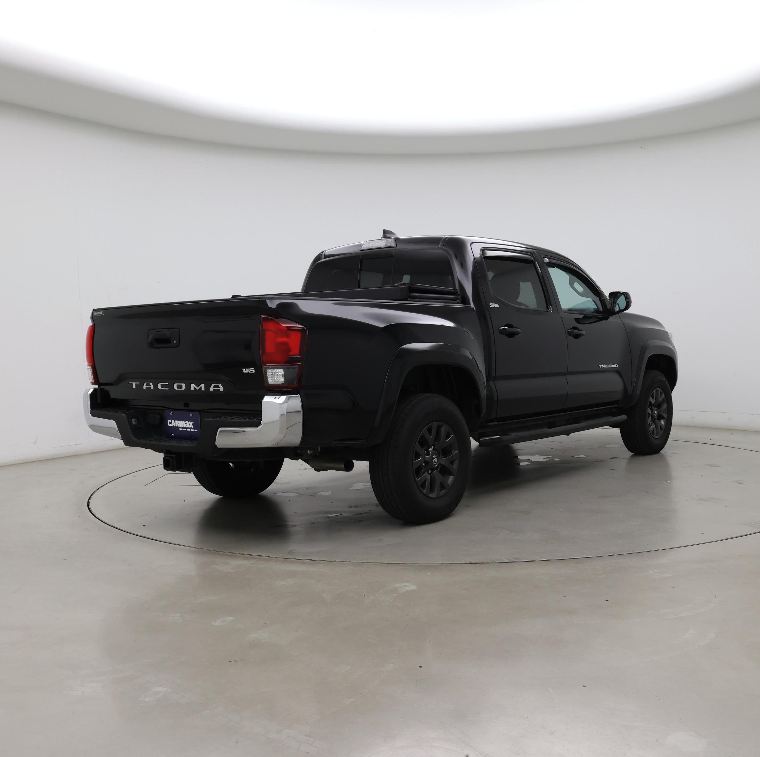 Thumbnail: 2021 Toyota Tacoma - 8