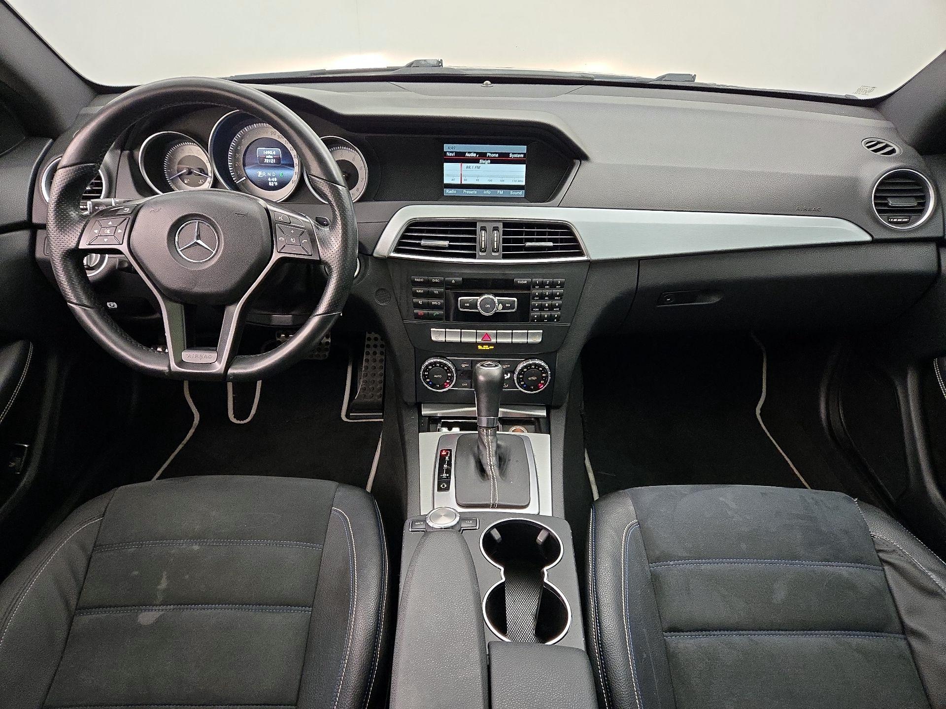 Thumbnail: 2015 Mercedes-Benz C-Class - 9