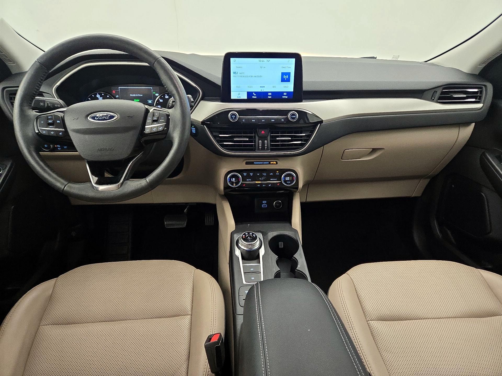 Thumbnail: 2021 Ford Escape - 9